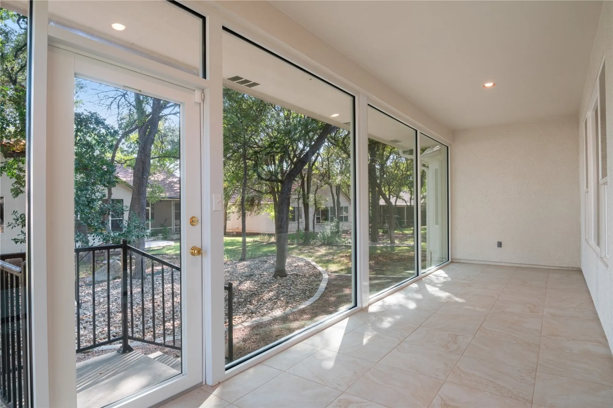 Property Slideshow image 27 of 30 | 115 longhorn trl, Georgetown, TX, 78633