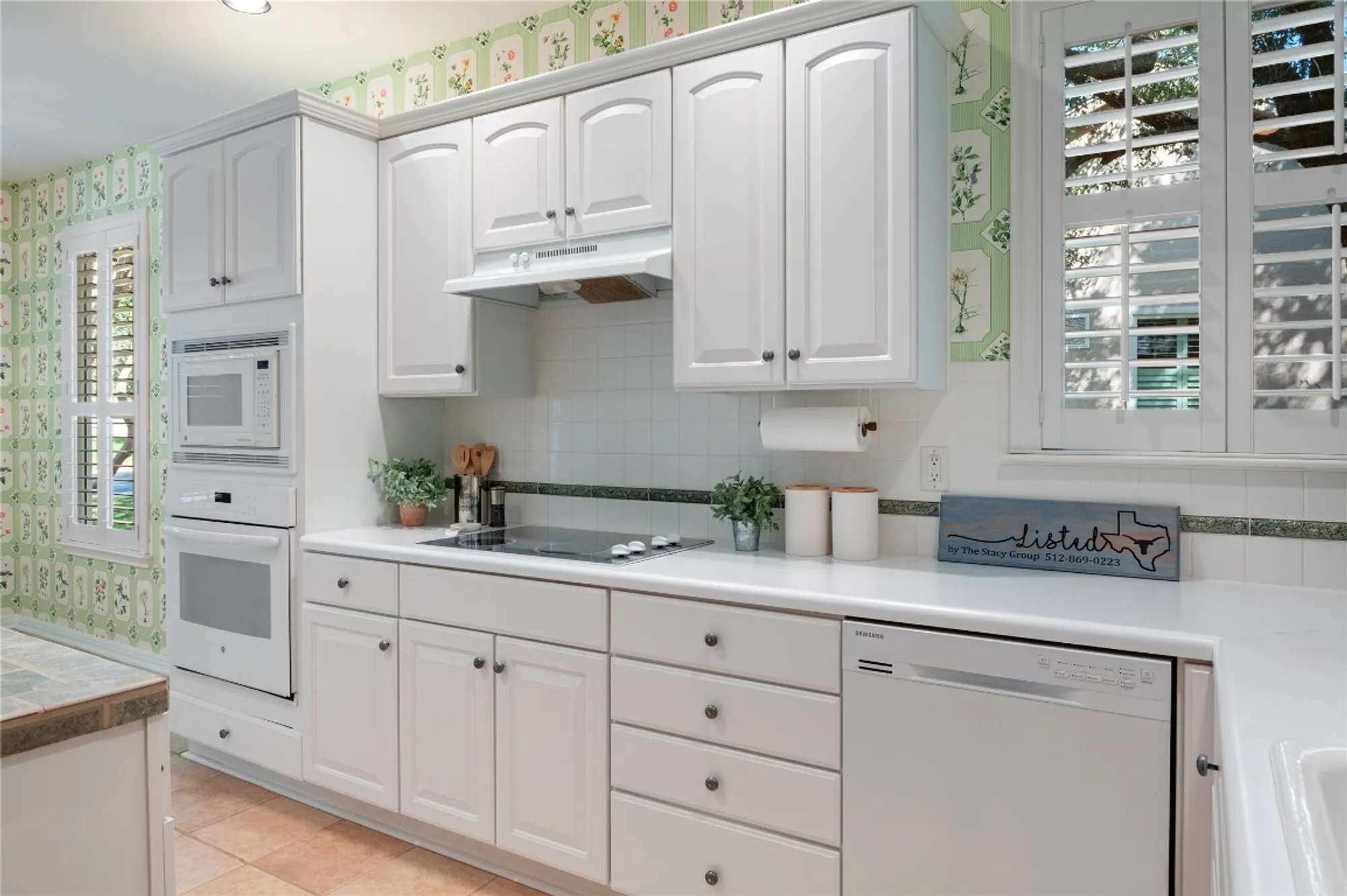 Property Slideshow image 5 of 30 | 115 longhorn trl, Georgetown, TX, 78633