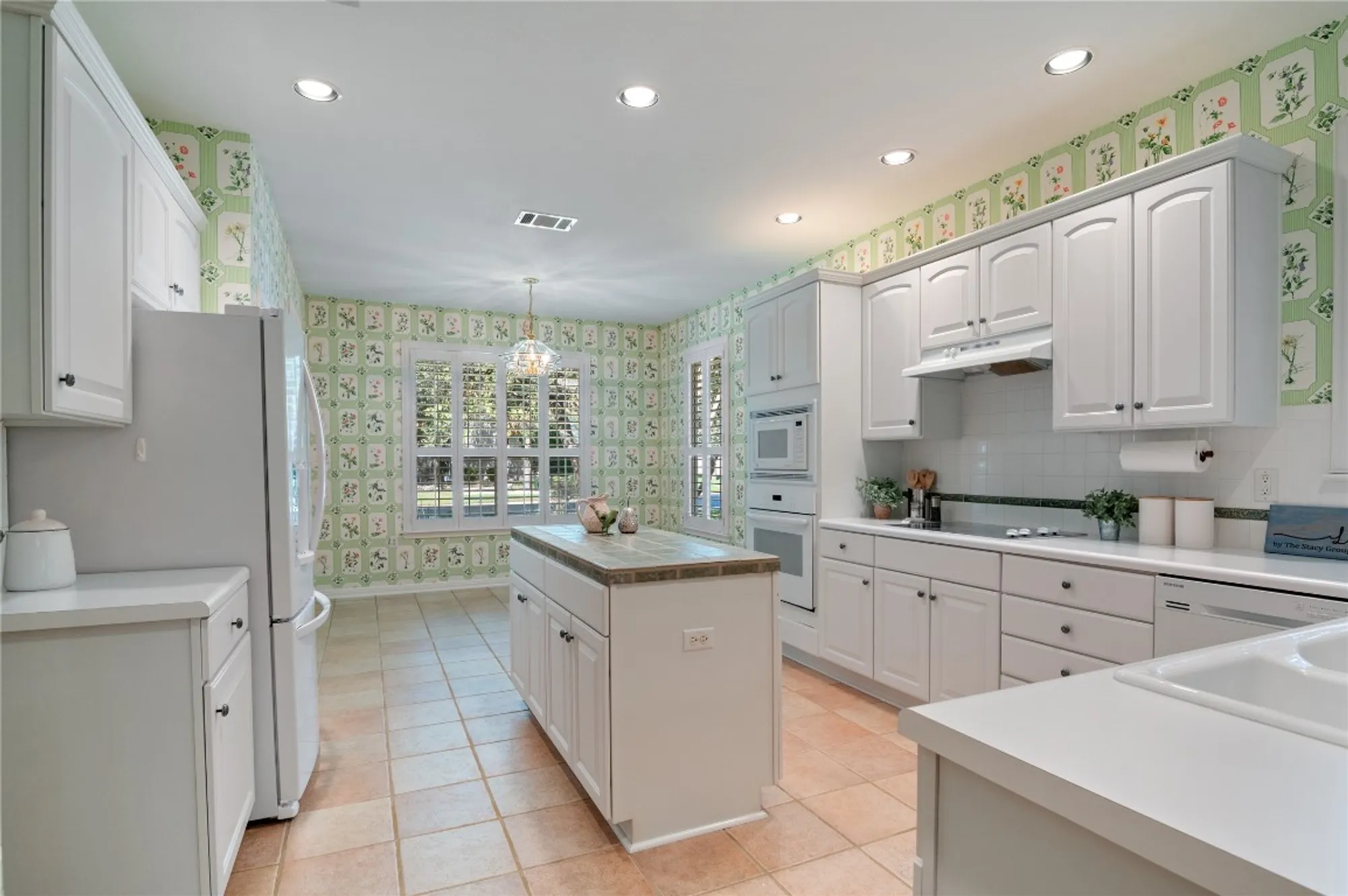 Property Slideshow image 8 of 30 | 115 longhorn trl, Georgetown, TX, 78633