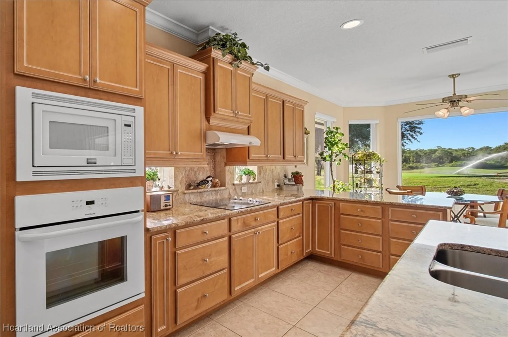 Property Slideshow image 10 of 50 | 4464 toussant dr, Avon Park, FL, 33825