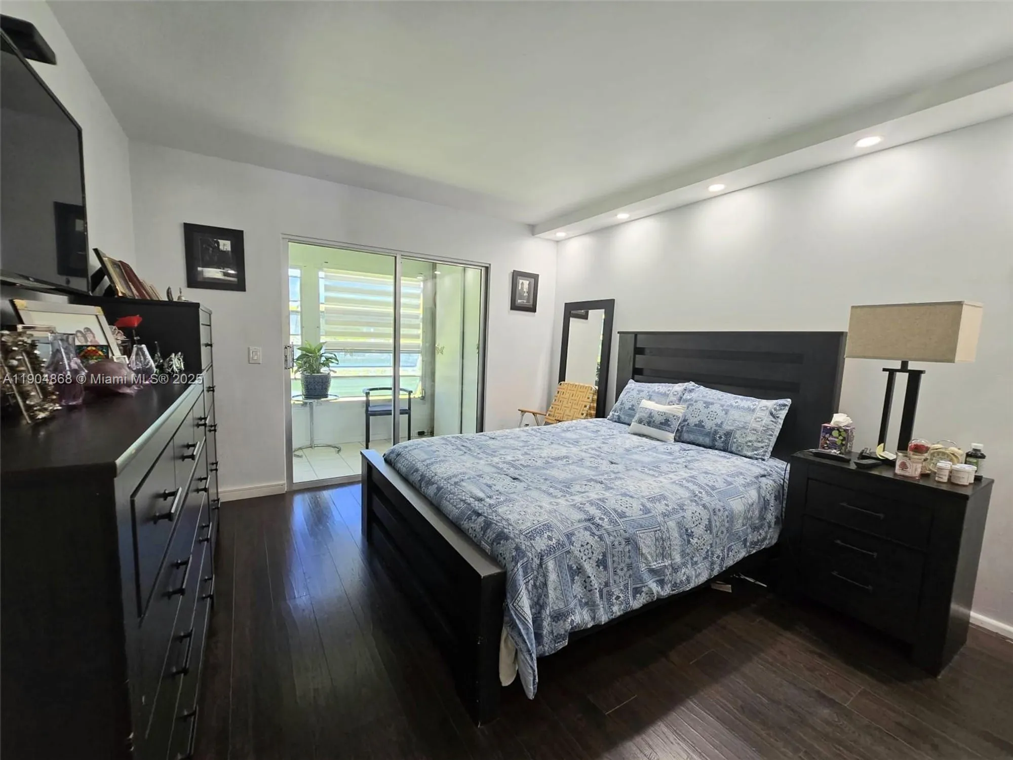 Property Slideshow image 19 of 39 | 1401 sw 135th ter h213, Pembroke Pines, FL, 33027