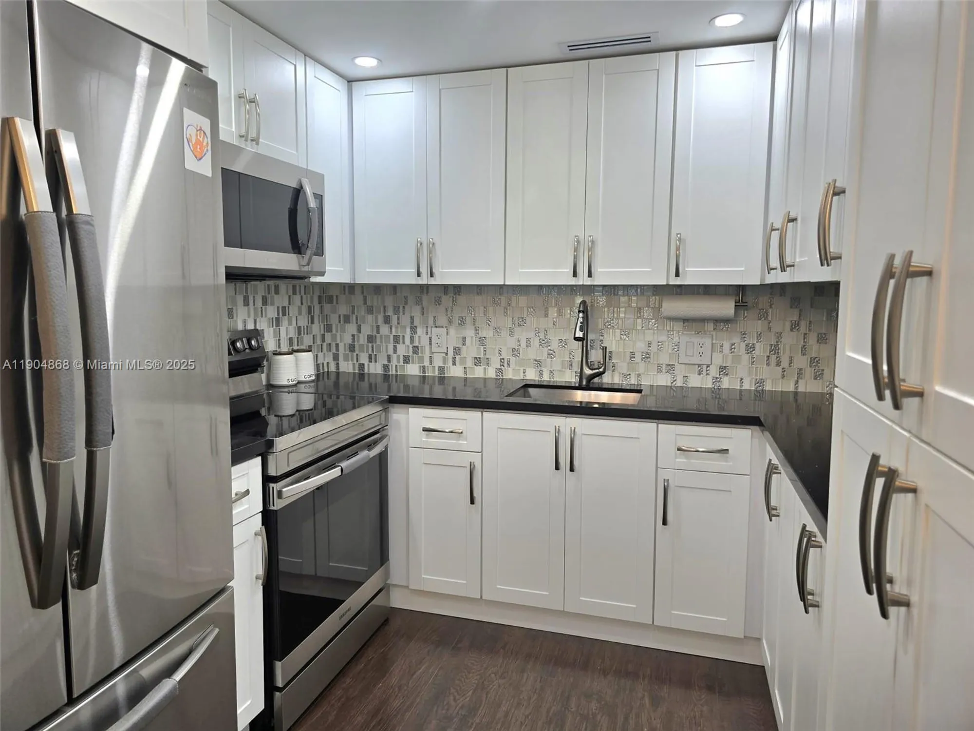 Property Slideshow image 12 of 39 | 1401 sw 135th ter h213, Pembroke Pines, FL, 33027