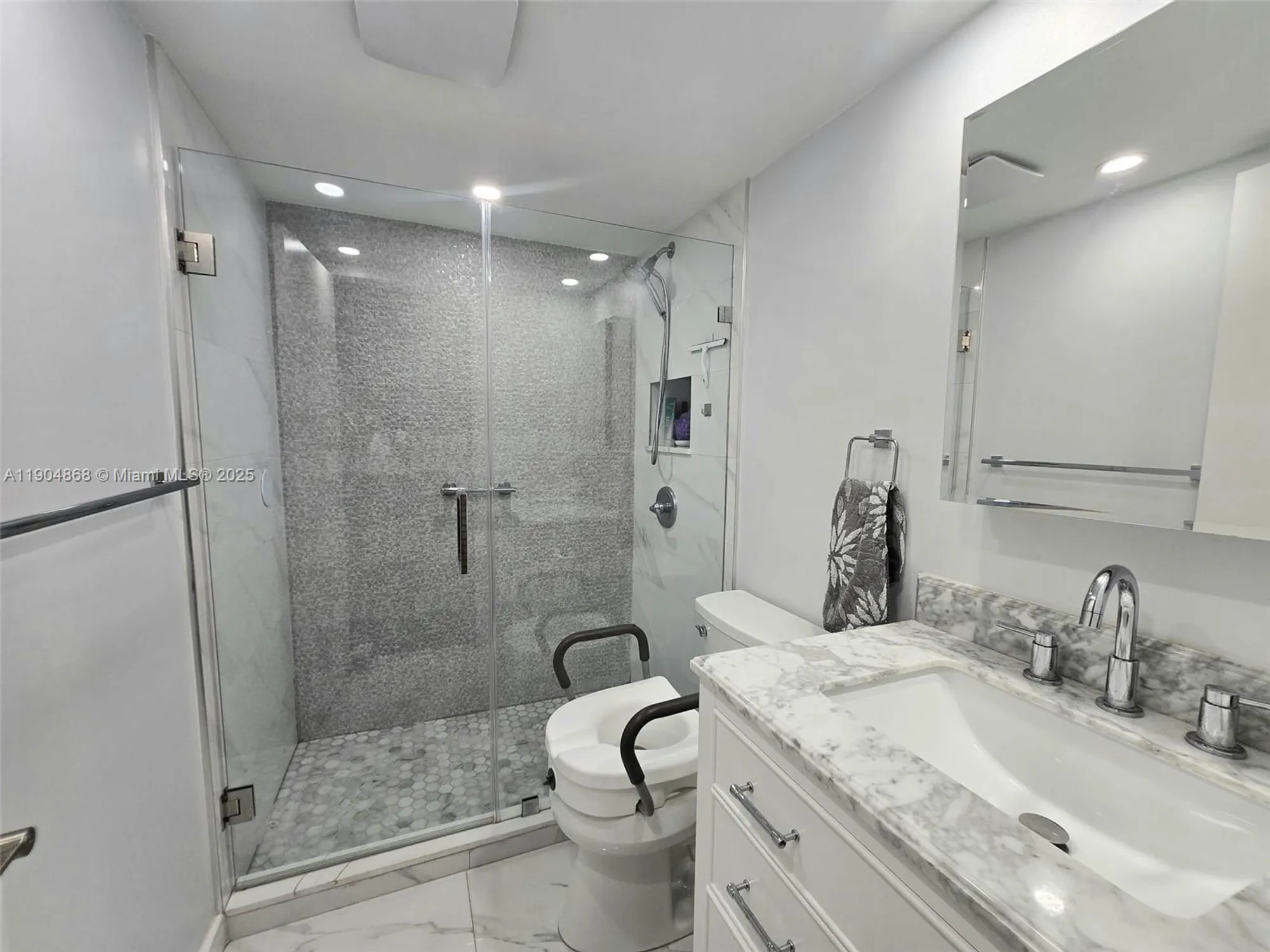 Property Slideshow image 35 of 39 | 1401 sw 135th ter h213, Pembroke Pines, FL, 33027