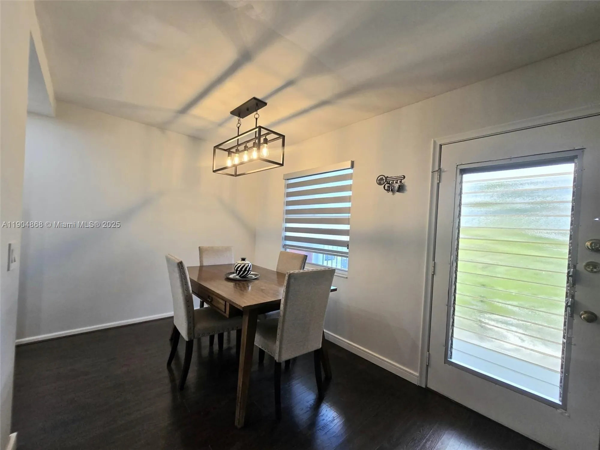 Property Slideshow image 4 of 39 | 1401 sw 135th ter h213, Pembroke Pines, FL, 33027