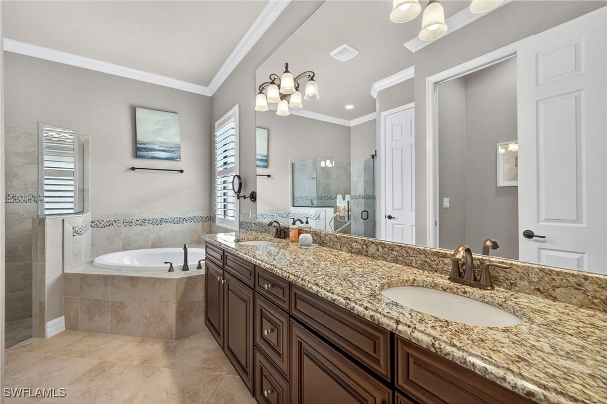Property Slideshow image 23 of 49 | 9352 vercelli ct, Naples, FL, 34113