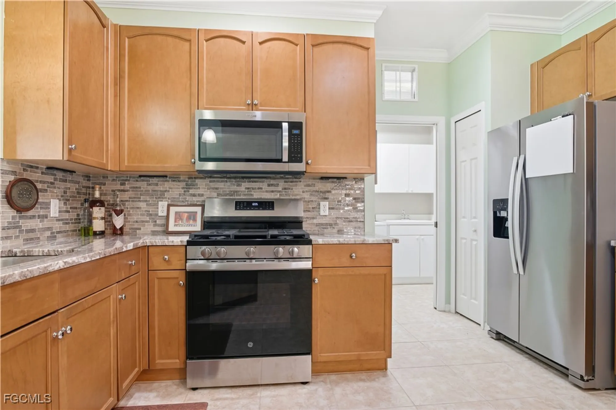 Property Slideshow image 10 of 32 | 9323 aviano dr, Fort Myers, FL, 33913