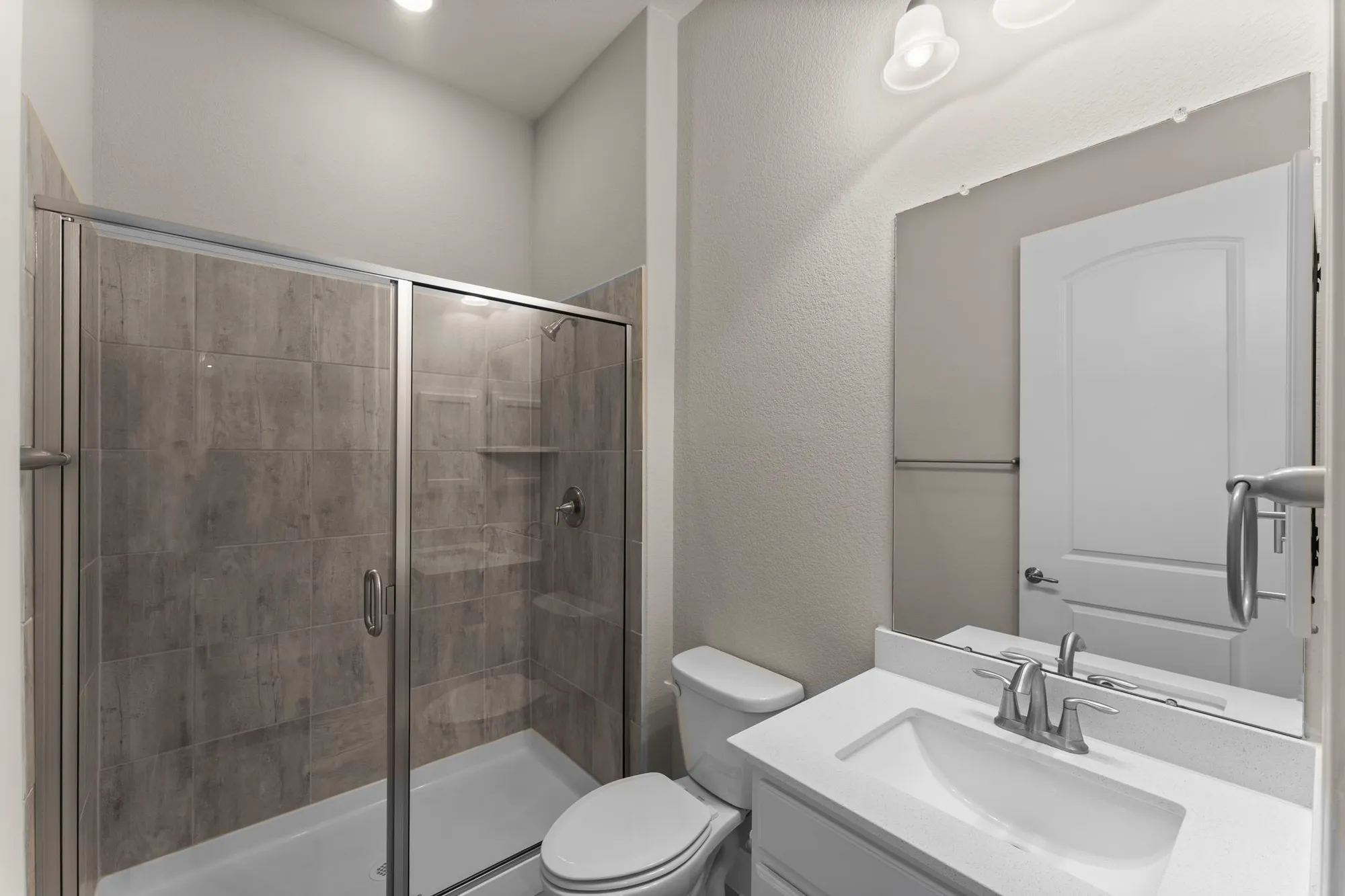 Property Slideshow image 25 of 50 | 349 kerry bog ln, Spring, TX, 77382