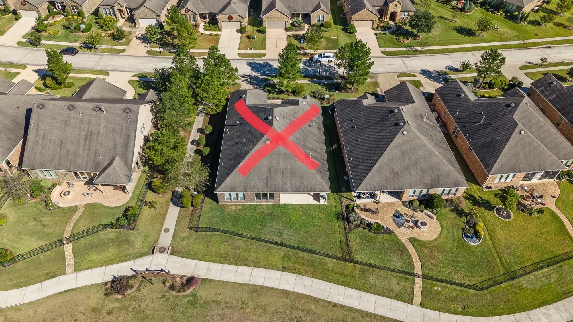 Property Slideshow image 36 of 50 | 349 kerry bog ln, Spring, TX, 77382