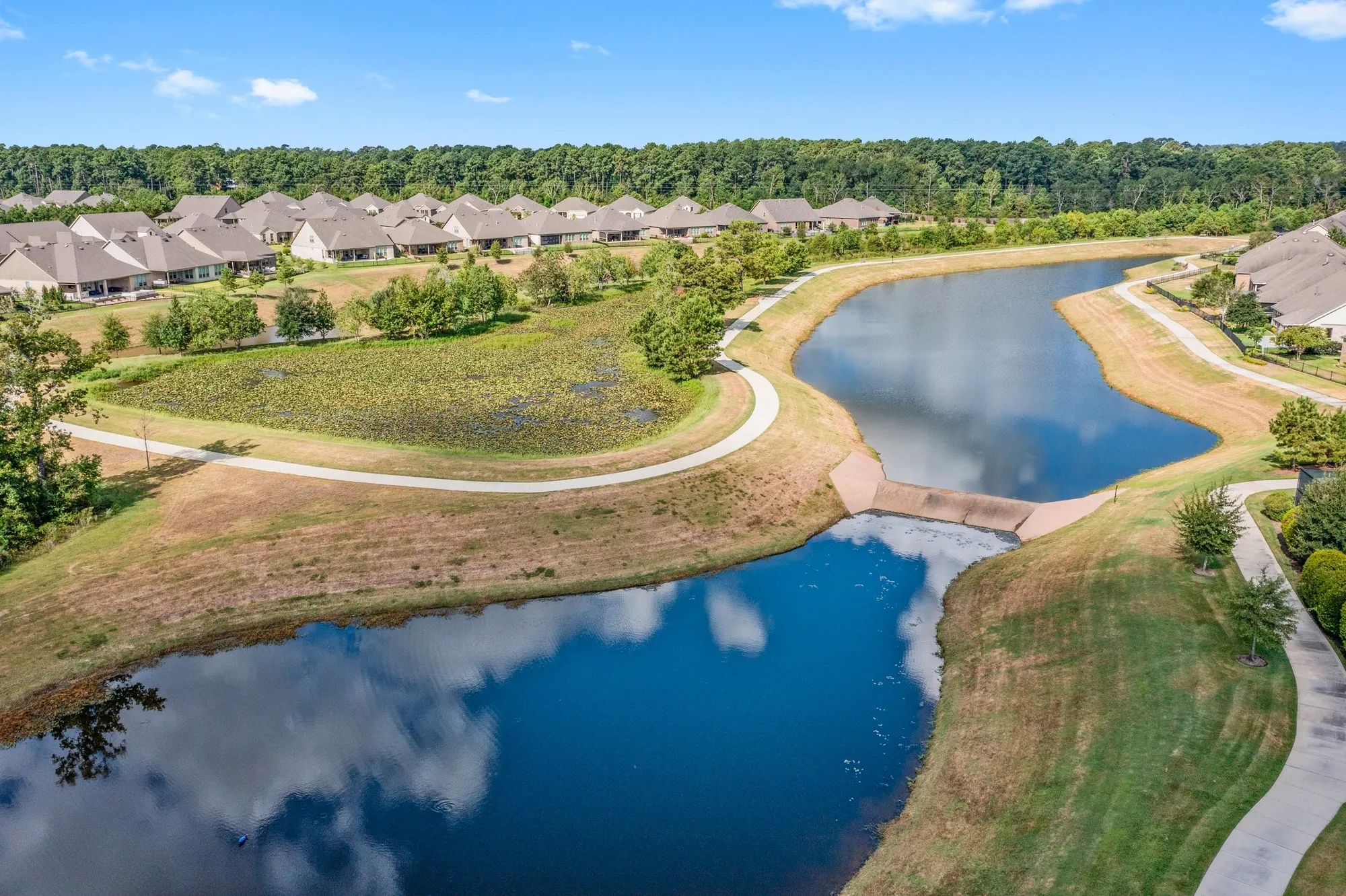 Property Slideshow image 45 of 50 | 349 kerry bog ln, Spring, TX, 77382