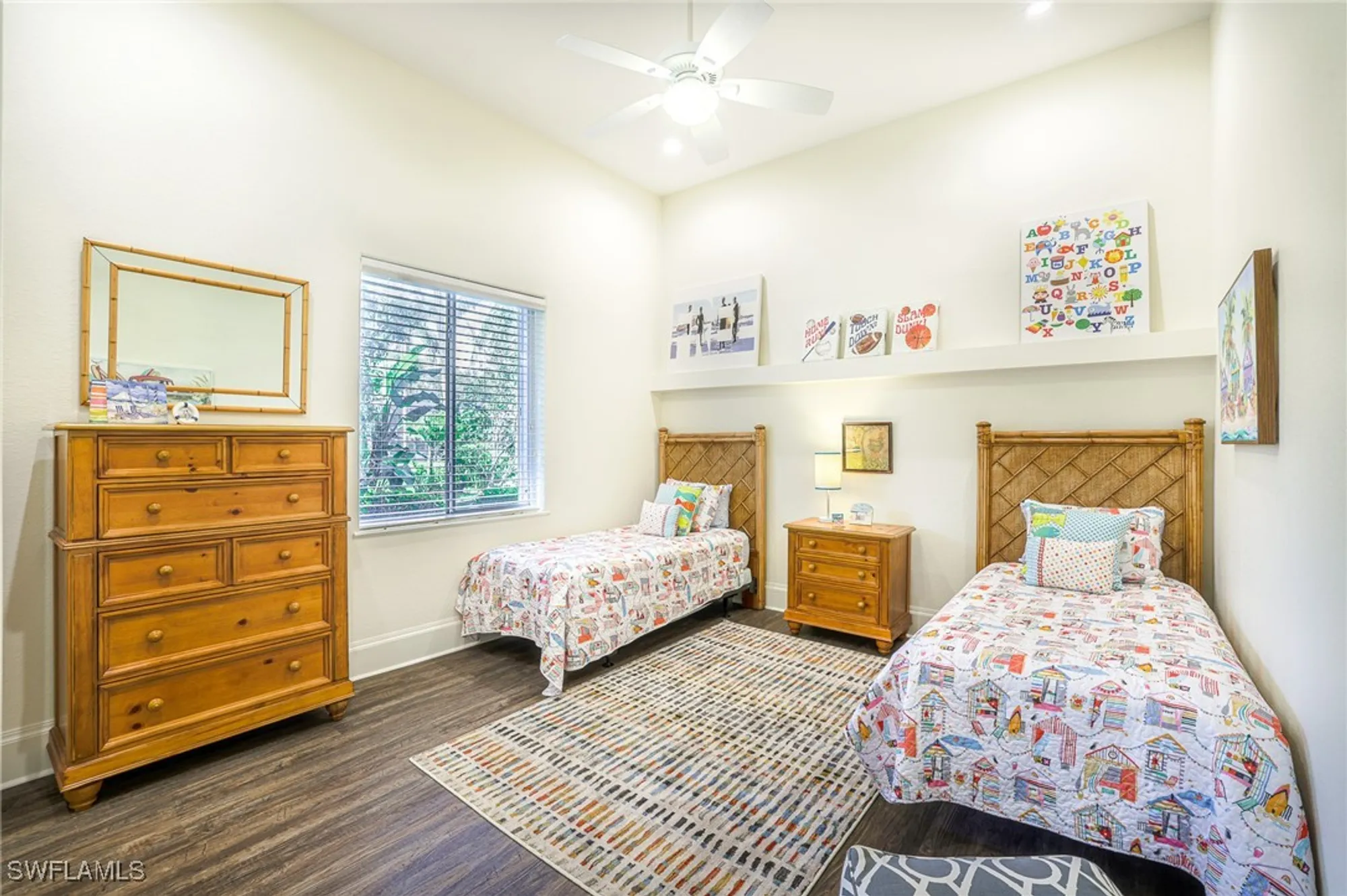 Property Slideshow image 14 of 32 | 425 terracina ct, Naples, FL, 34119