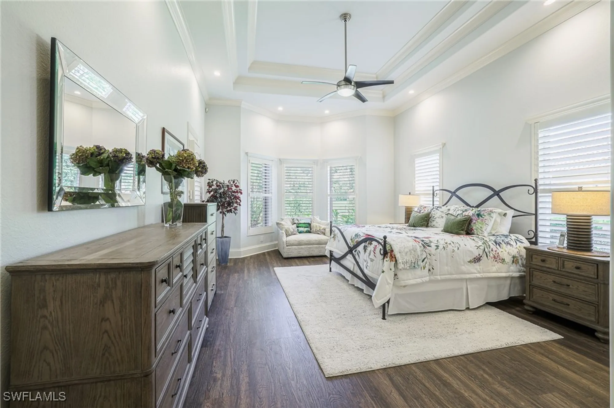 Property Slideshow image 10 of 32 | 425 terracina ct, Naples, FL, 34119