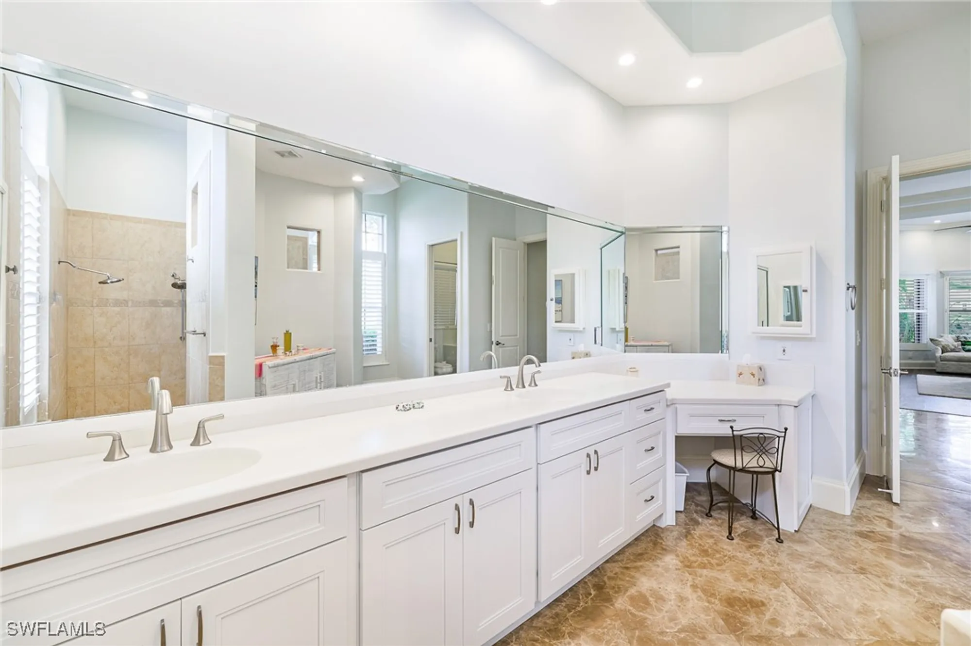 Property Slideshow image 12 of 32 | 425 terracina ct, Naples, FL, 34119