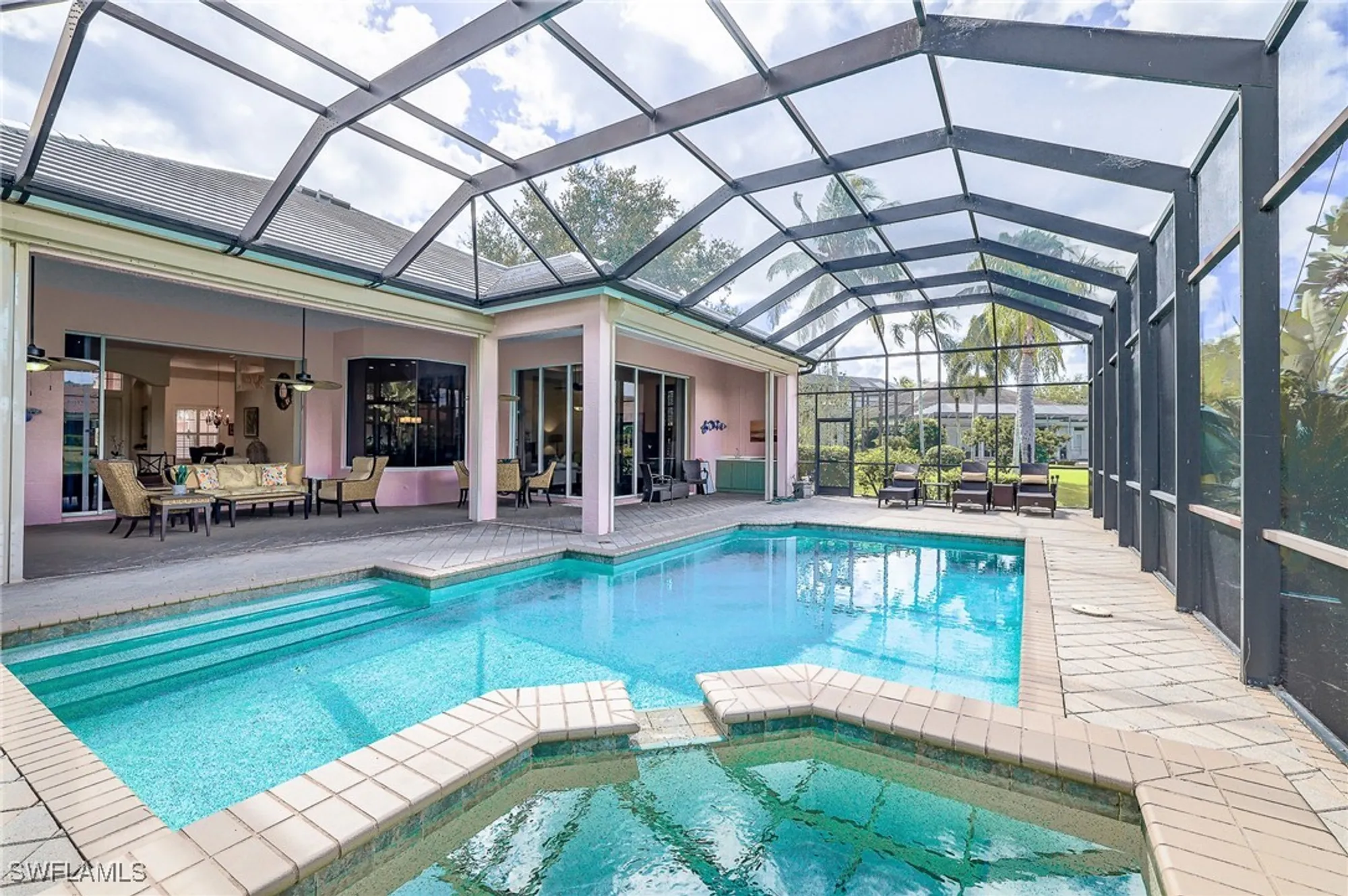 Property Slideshow image 23 of 32 | 425 terracina ct, Naples, FL, 34119