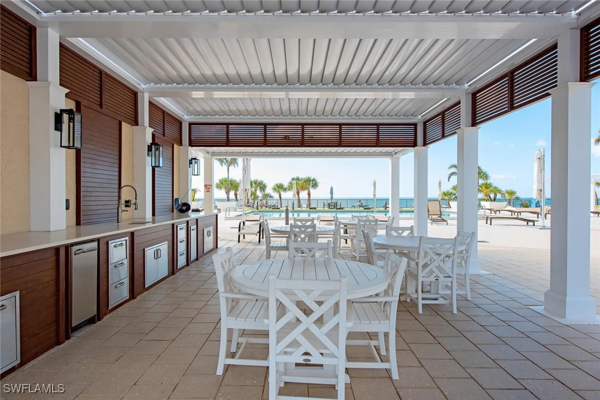 Property Slideshow image 15 of 18 | 3115 gulf shore blvd 706s, Naples, FL, 34103