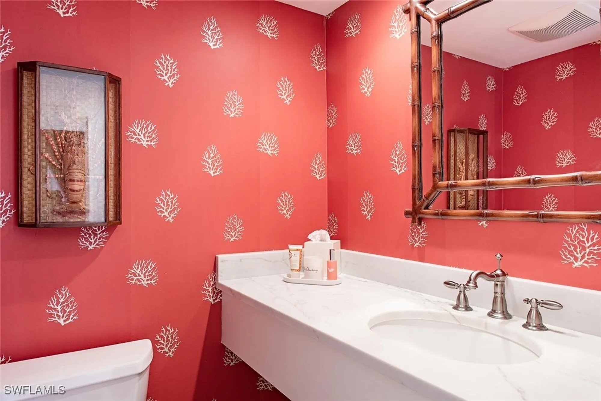 Property Slideshow image 11 of 18 | 3115 gulf shore blvd 706s, Naples, FL, 34103