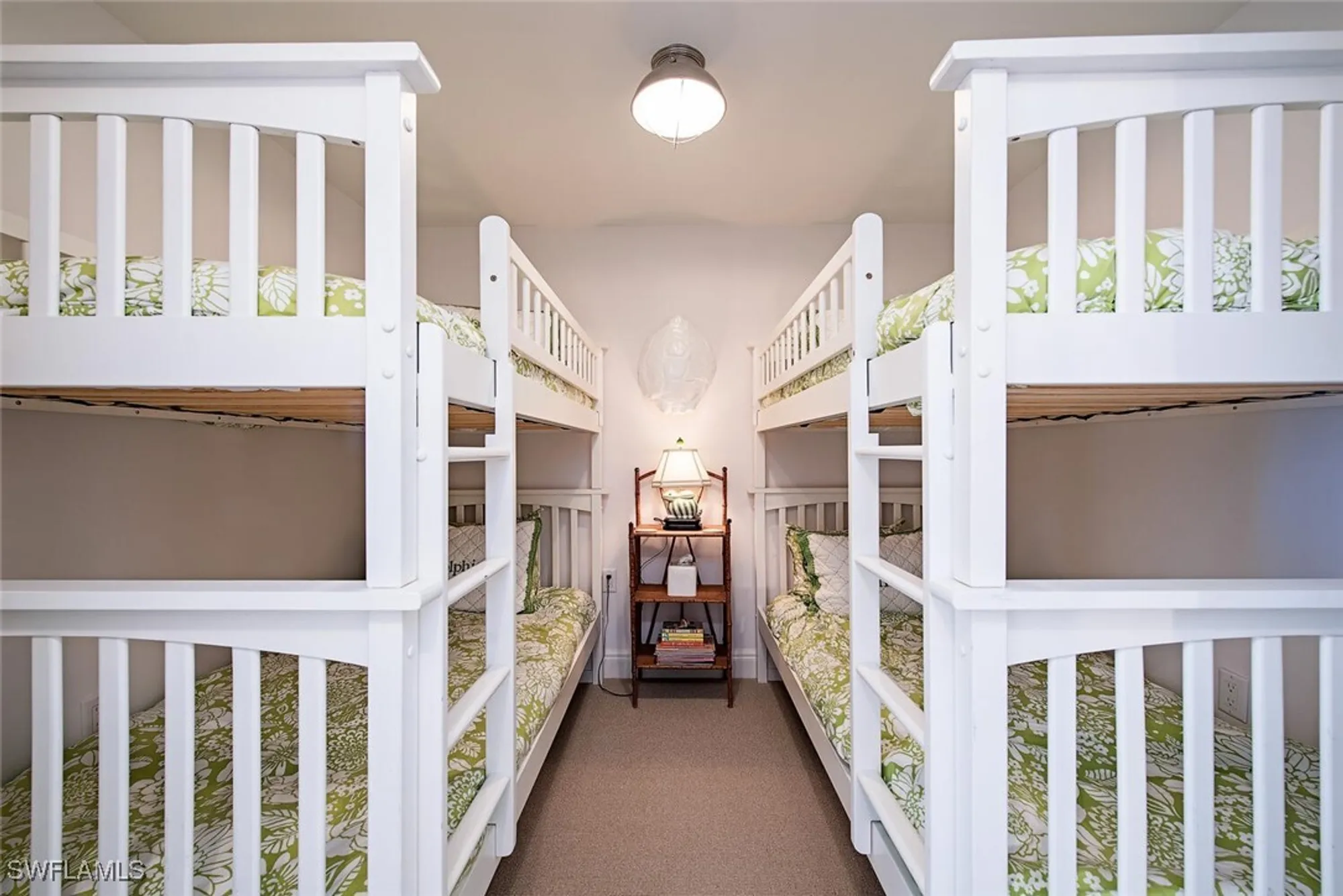 Property Slideshow image 7 of 18 | 3115 gulf shore blvd 706s, Naples, FL, 34103