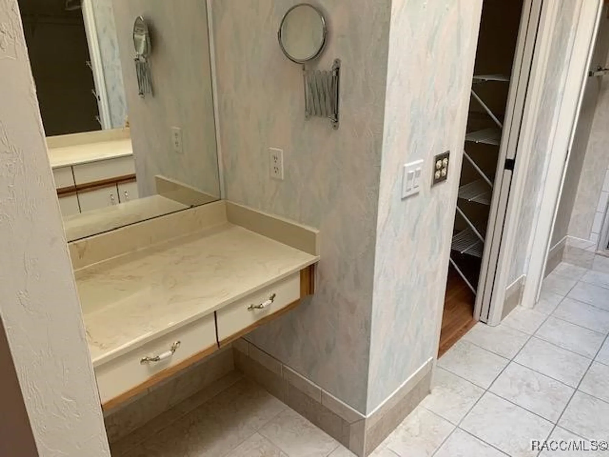 Property Slideshow image 16 of 26 | 1683 n foxboro loop, Crystal River, FL, 34429