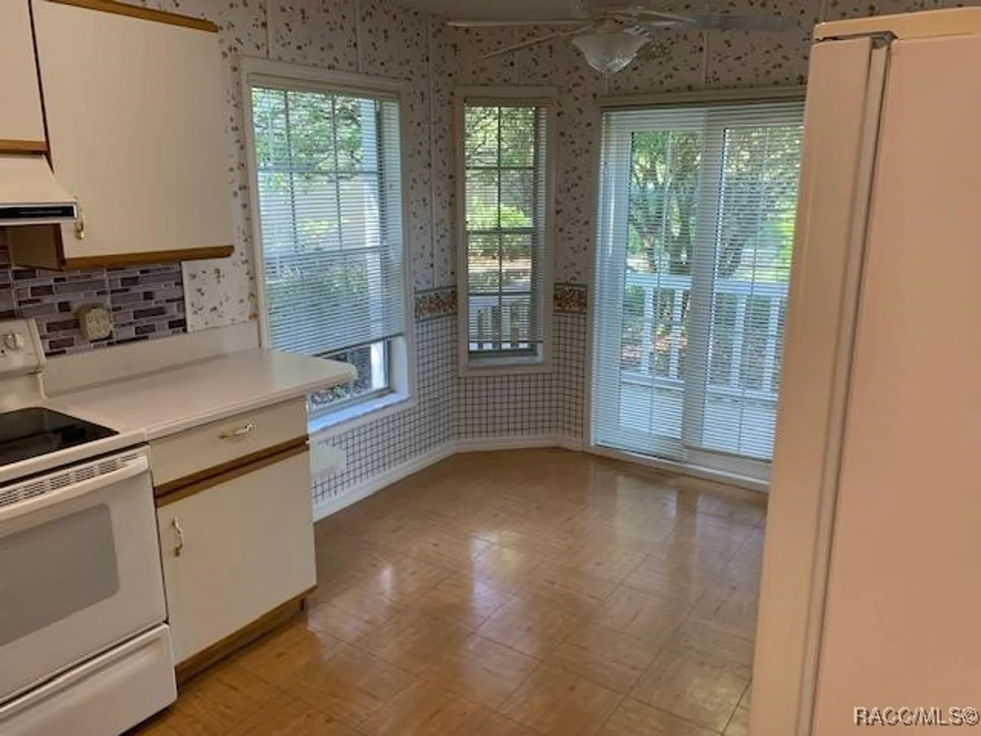 Property Slideshow image 10 of 26 | 1683 n foxboro loop, Crystal River, FL, 34429