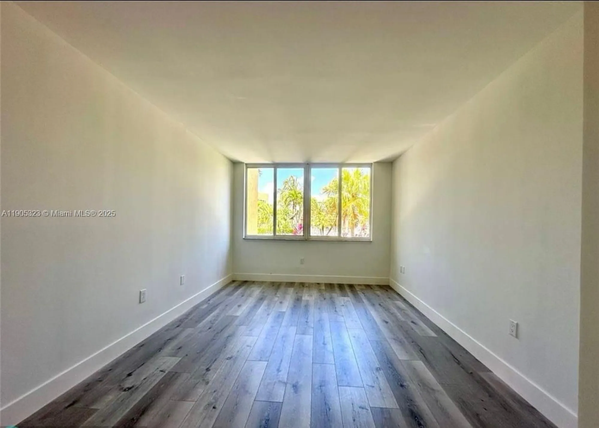 Property Slideshow image 7 of 12 | 6750 royal palm blvd 110e, Margate, FL, 33063