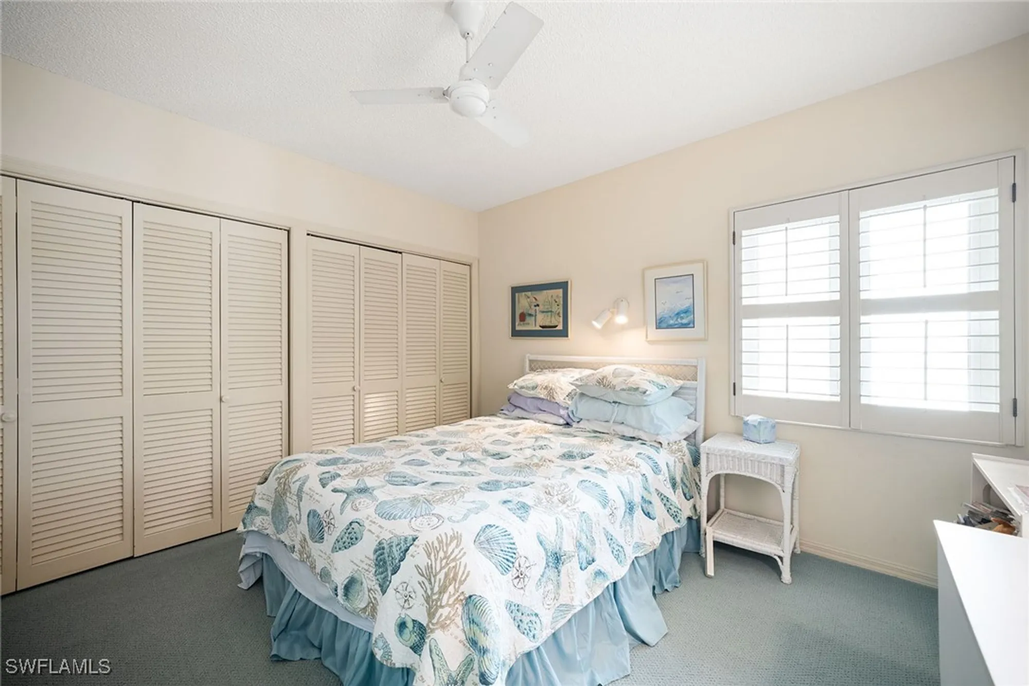 Property Slideshow image 11 of 24 | 2885 gulf shore blvd 304, Naples, FL, 34103