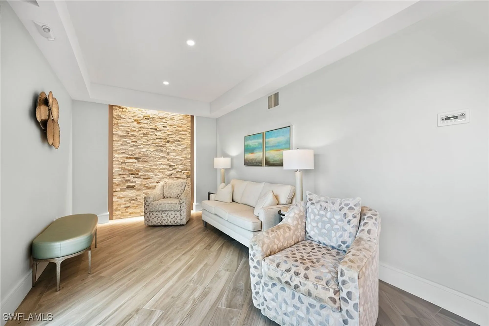 Property Slideshow image 21 of 24 | 2885 gulf shore blvd 304, Naples, FL, 34103