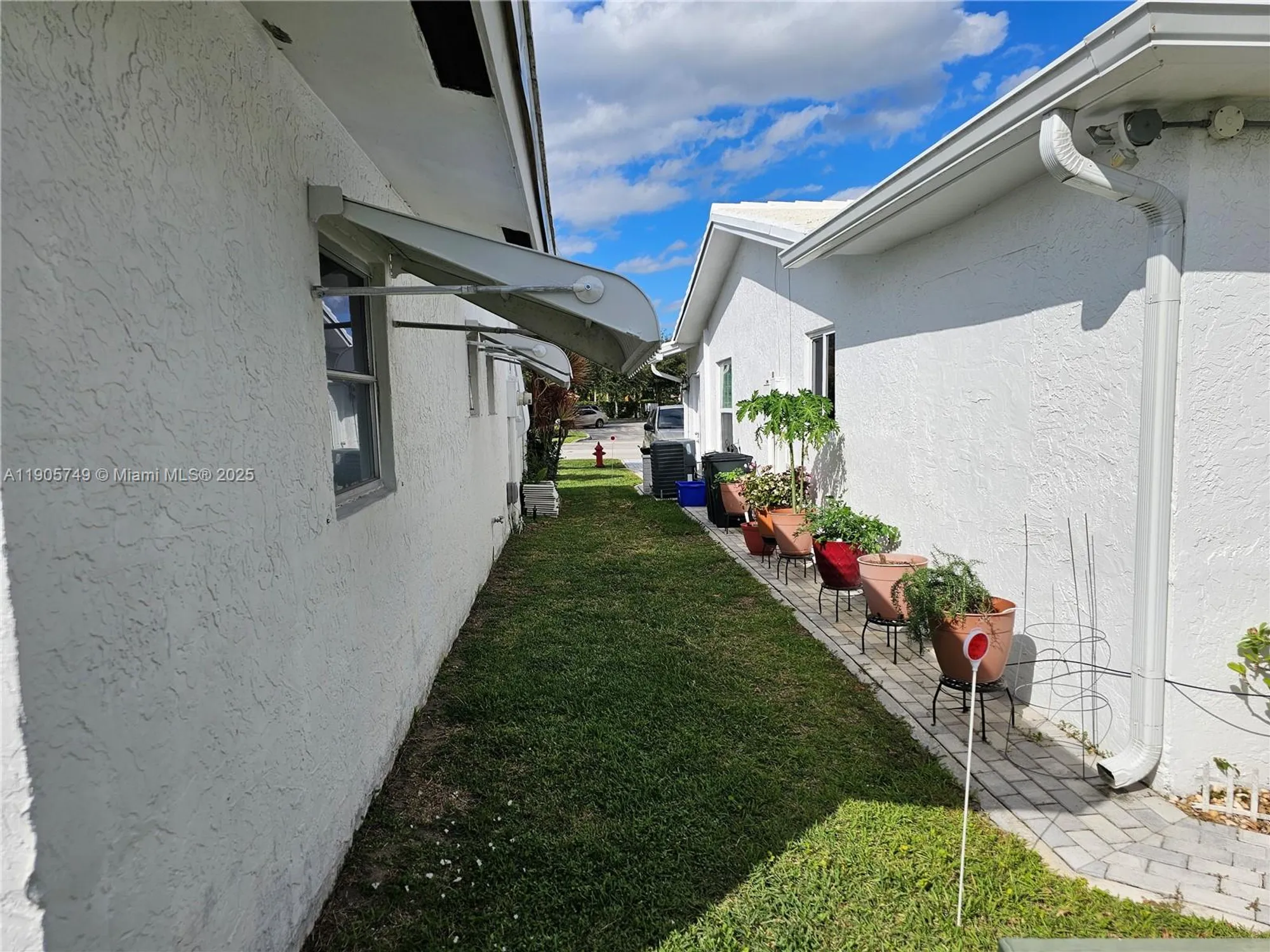 Property Slideshow image 18 of 41 | 2300 sw 19th ave, Boynton Beach, FL, 33426