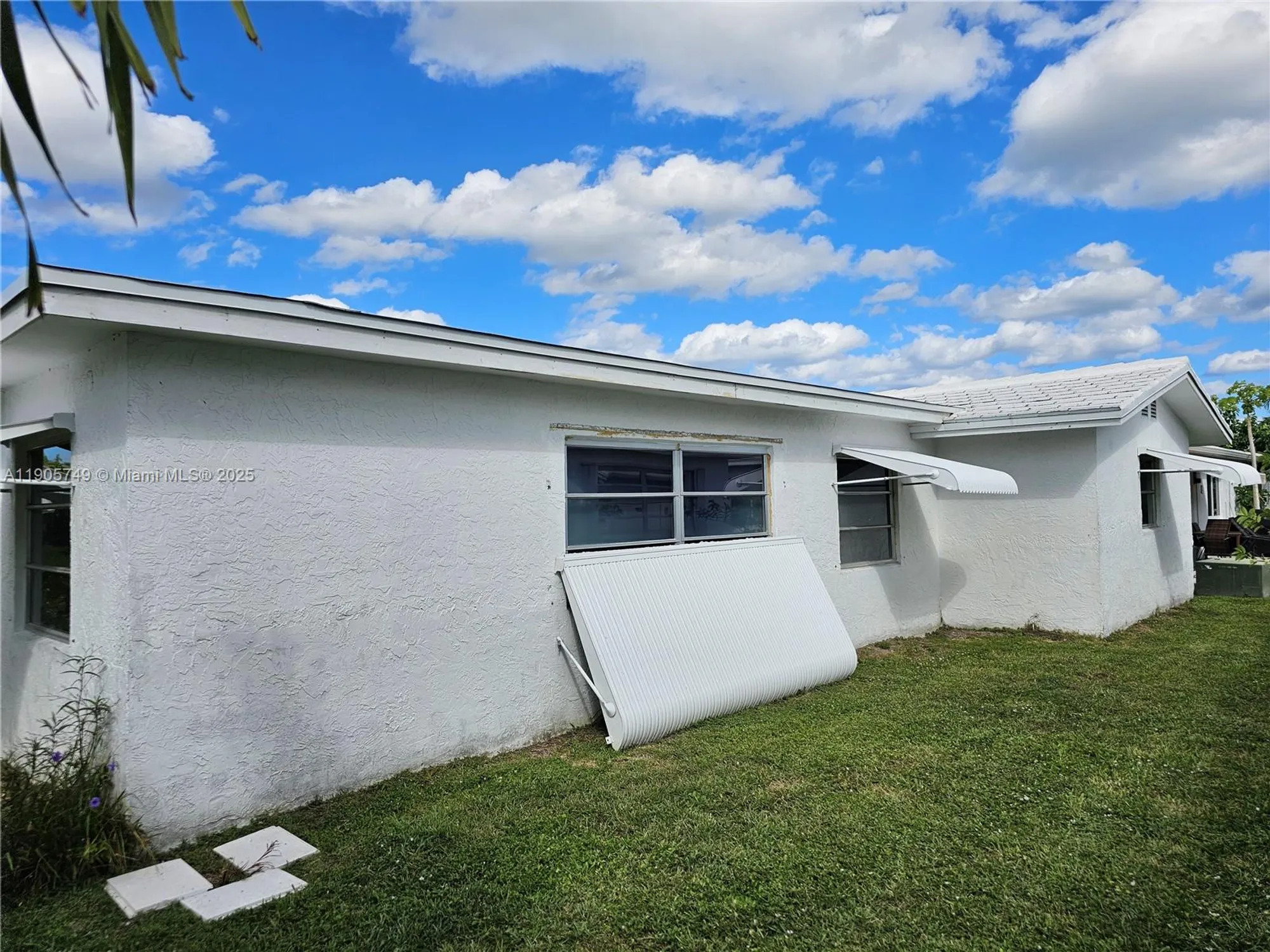 Property Slideshow image 19 of 41 | 2300 sw 19th ave, Boynton Beach, FL, 33426