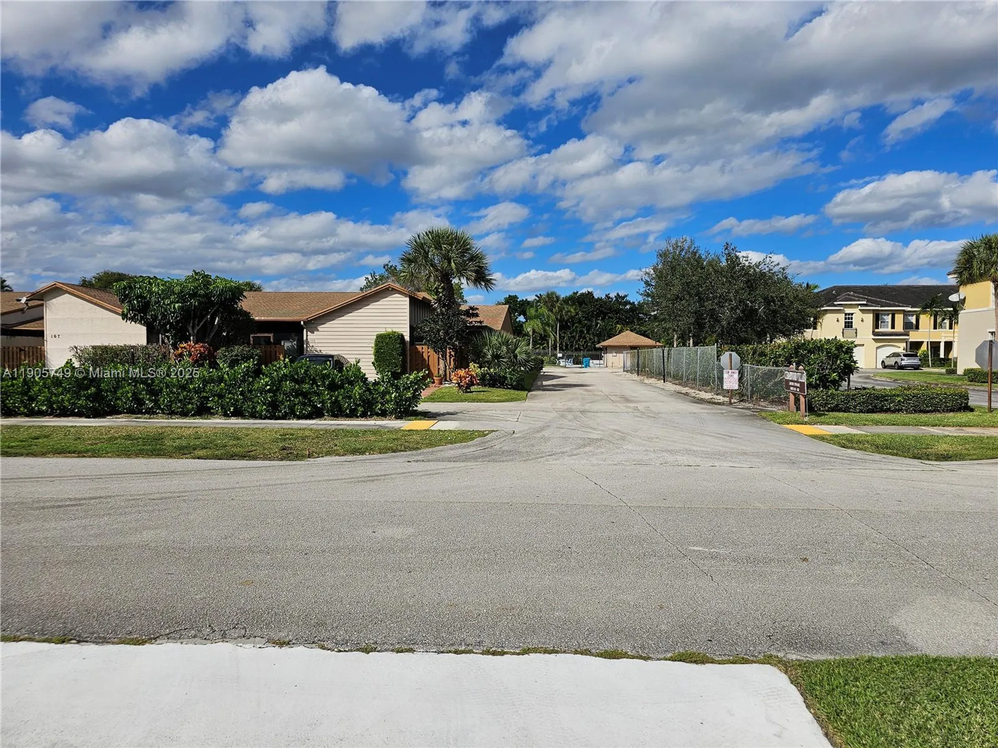 Property Slideshow image 25 of 41 | 2300 sw 19th ave, Boynton Beach, FL, 33426