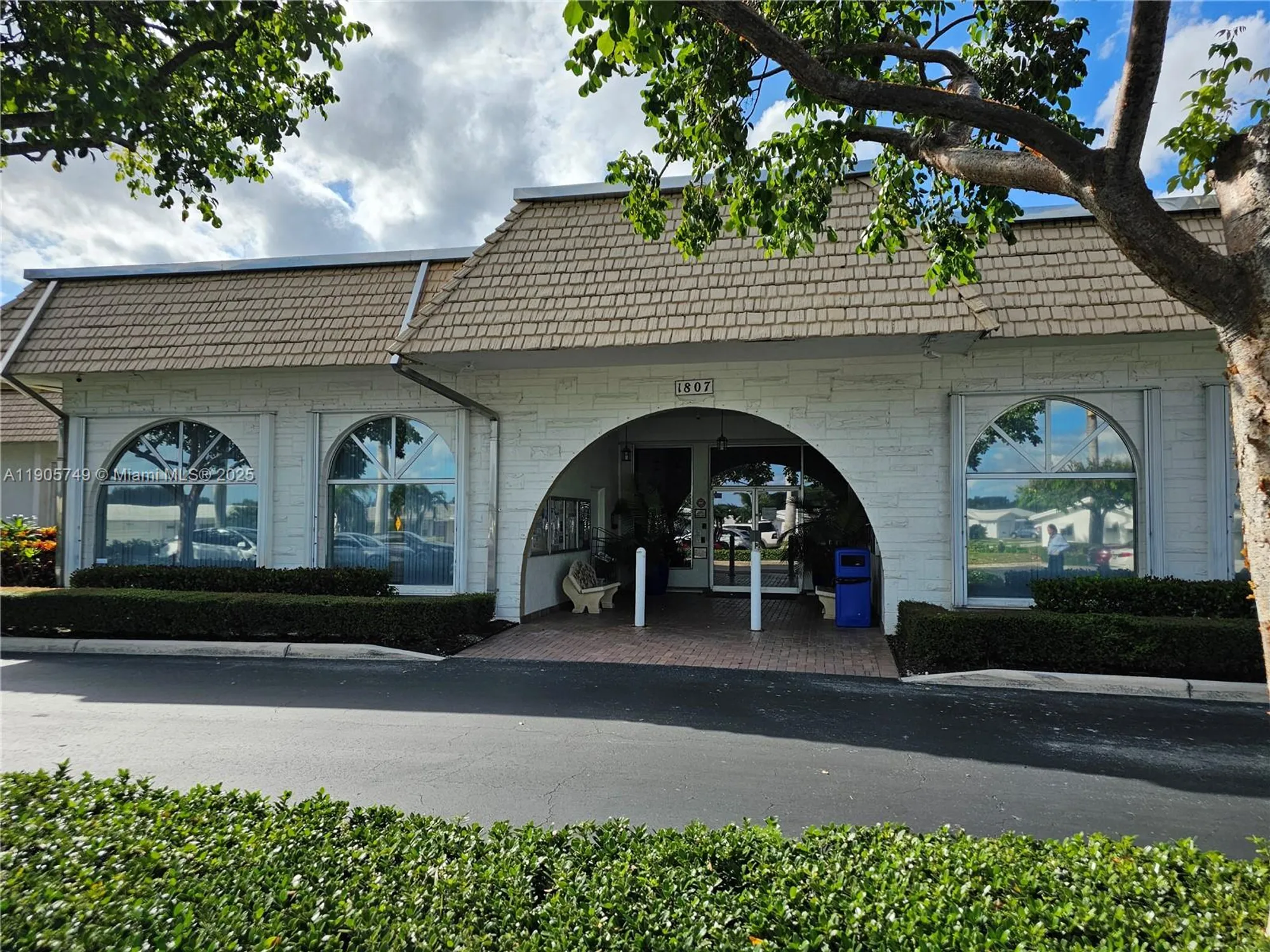 Property Slideshow image 37 of 41 | 2300 sw 19th ave, Boynton Beach, FL, 33426