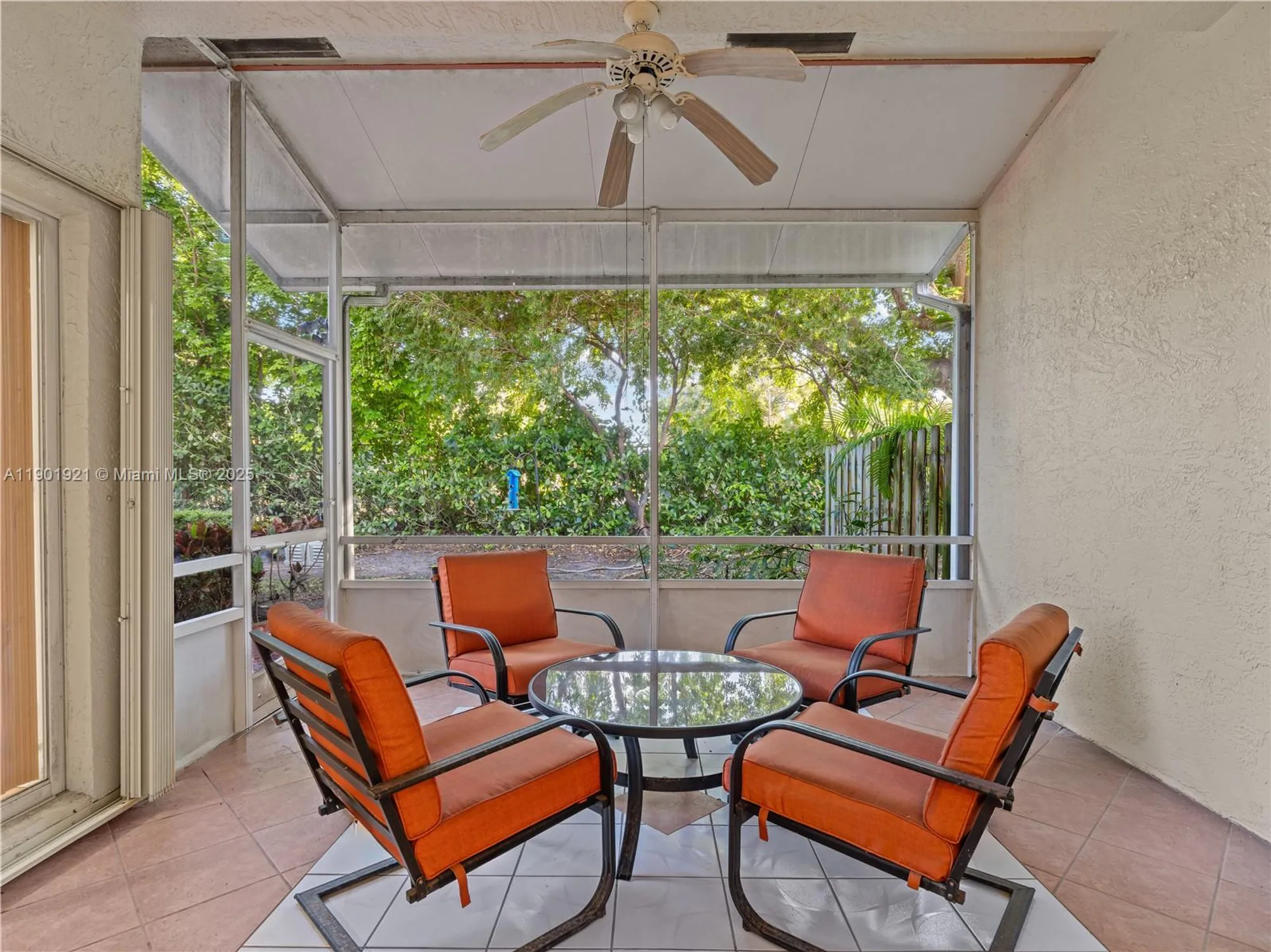 Property Slideshow image 20 of 27 | 10168 lombardy dr, Tamarac, FL, 33321