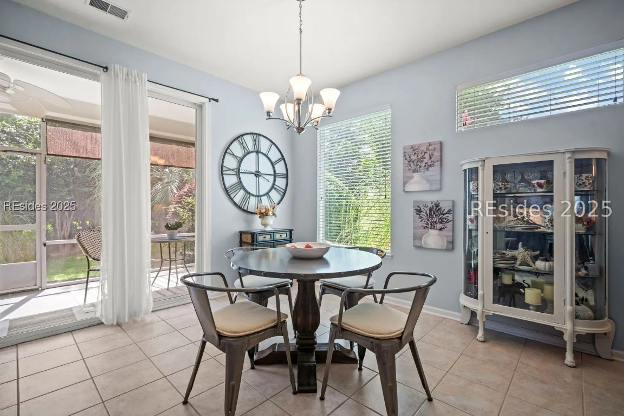 Property Slideshow image 10 of 30 | 214 hampton cir, Bluffton, SC, 29909