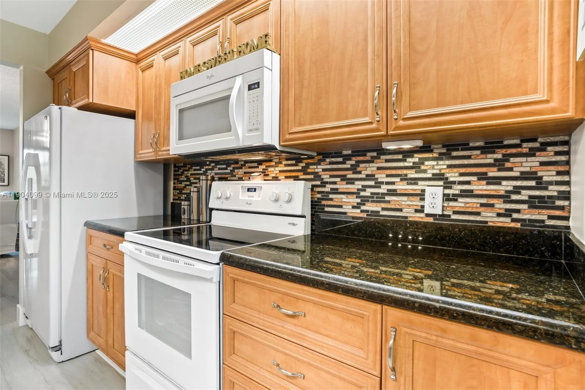 Property Slideshow image 15 of 38 | 1600 sw 127th way apt 302c, Pembroke Pines, FL, 33027