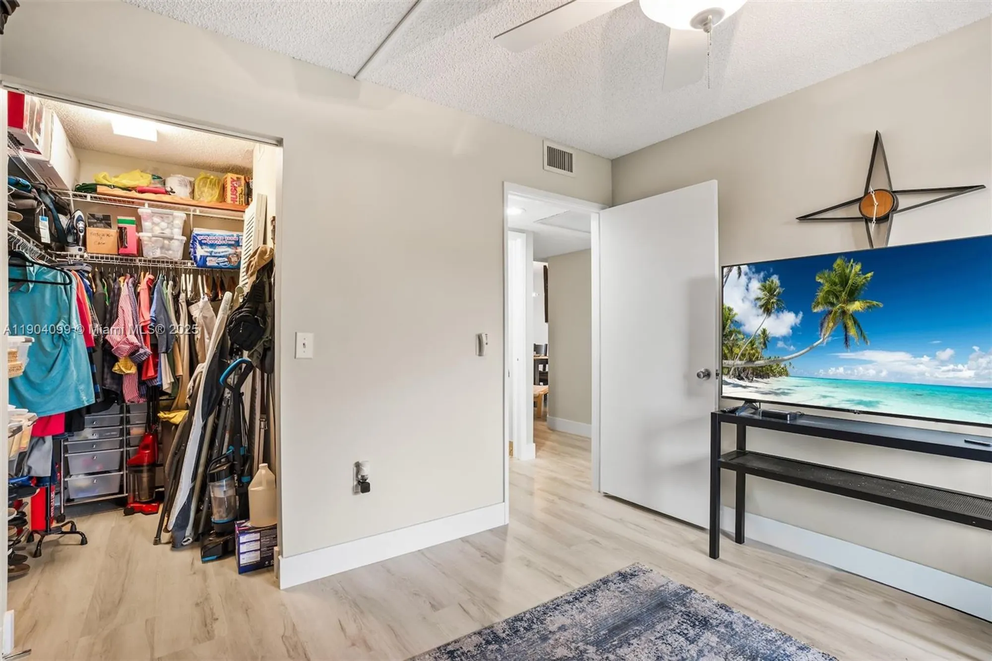 Property Slideshow image 26 of 38 | 1600 sw 127th way apt 302c, Pembroke Pines, FL, 33027