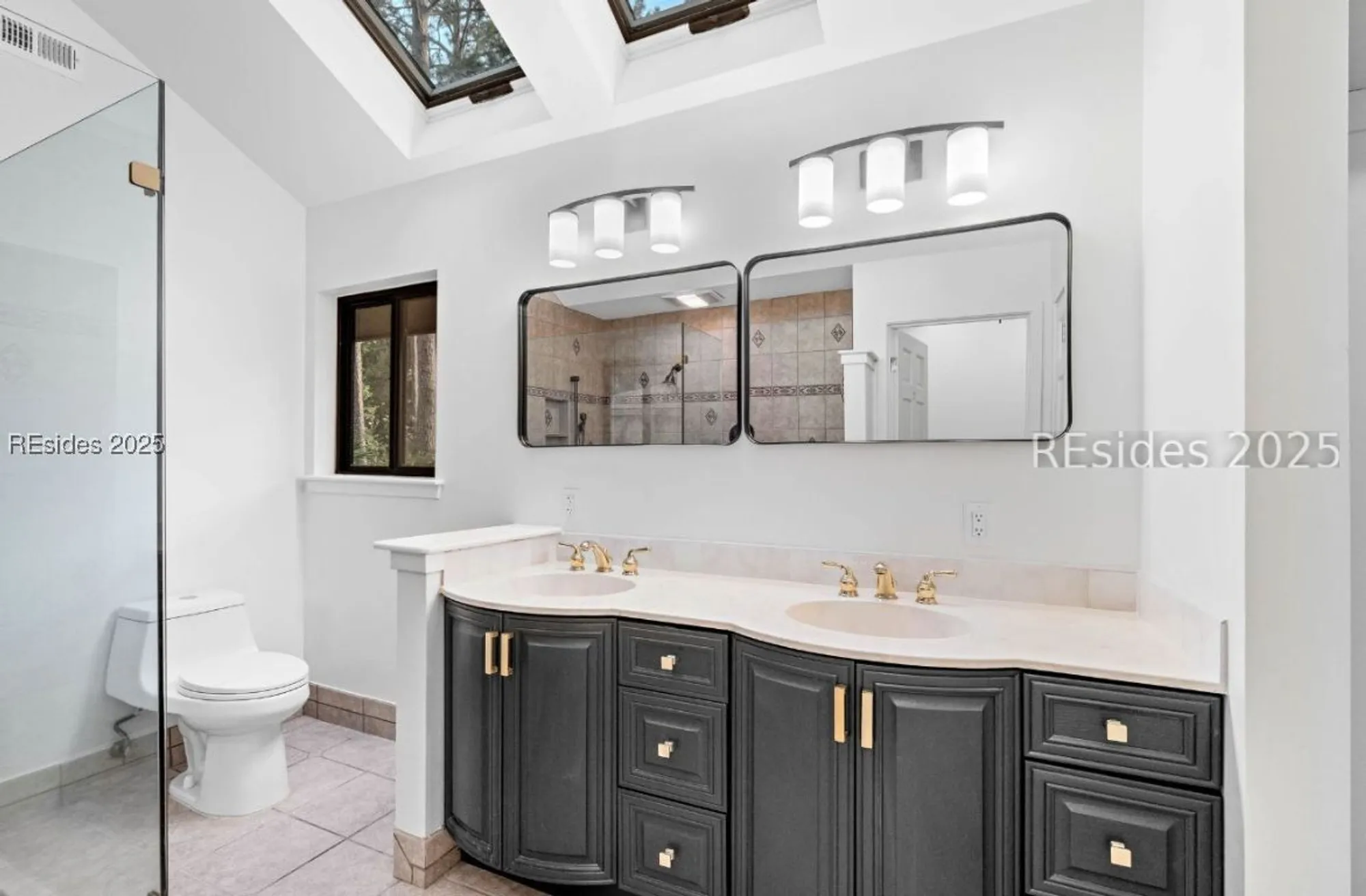 Property Slideshow image 27 of 41 | 4 brown thrasher rd, Hilton Head Island, SC, 29926