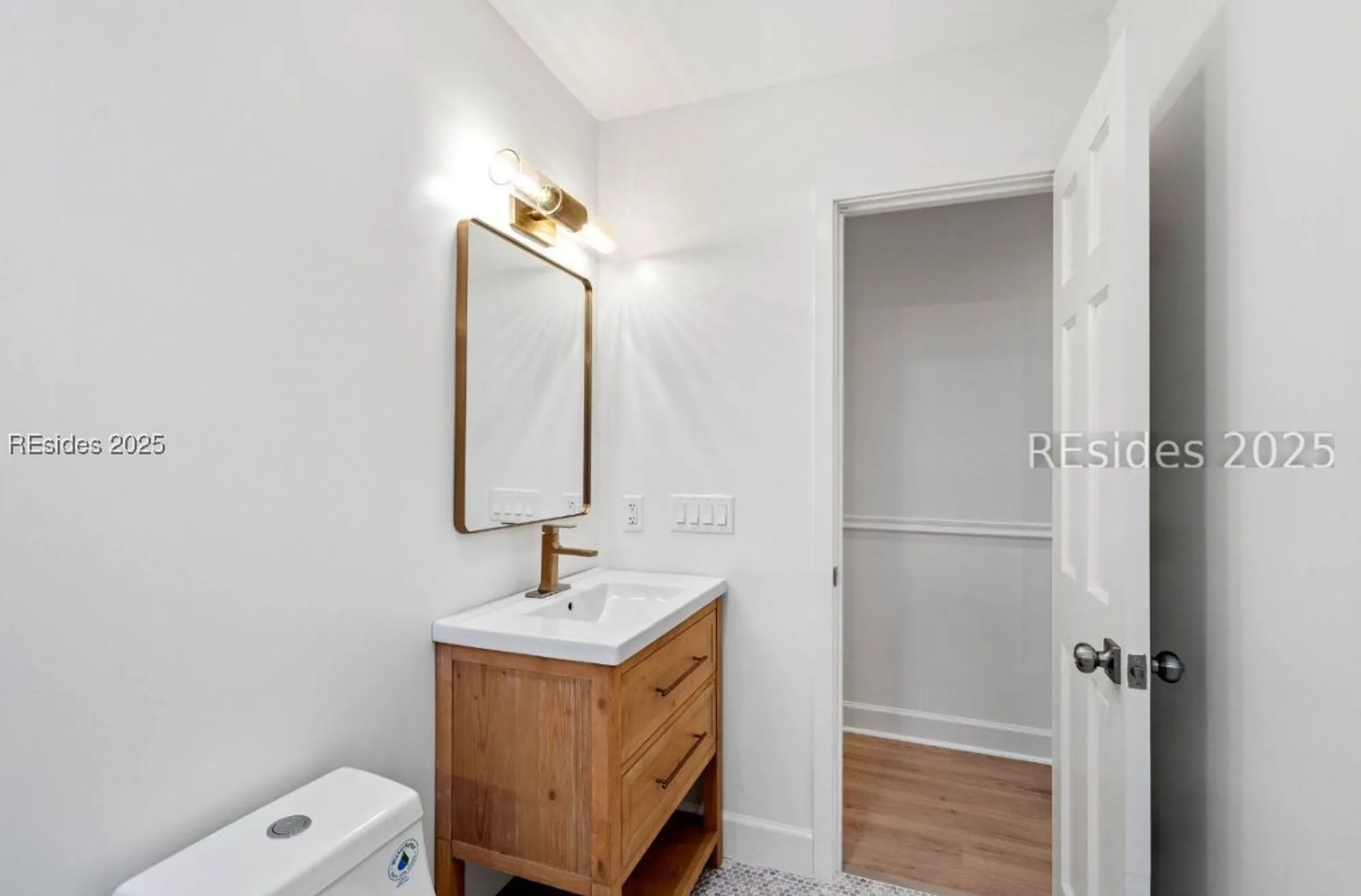 Property Slideshow image 20 of 41 | 4 brown thrasher rd, Hilton Head Island, SC, 29926