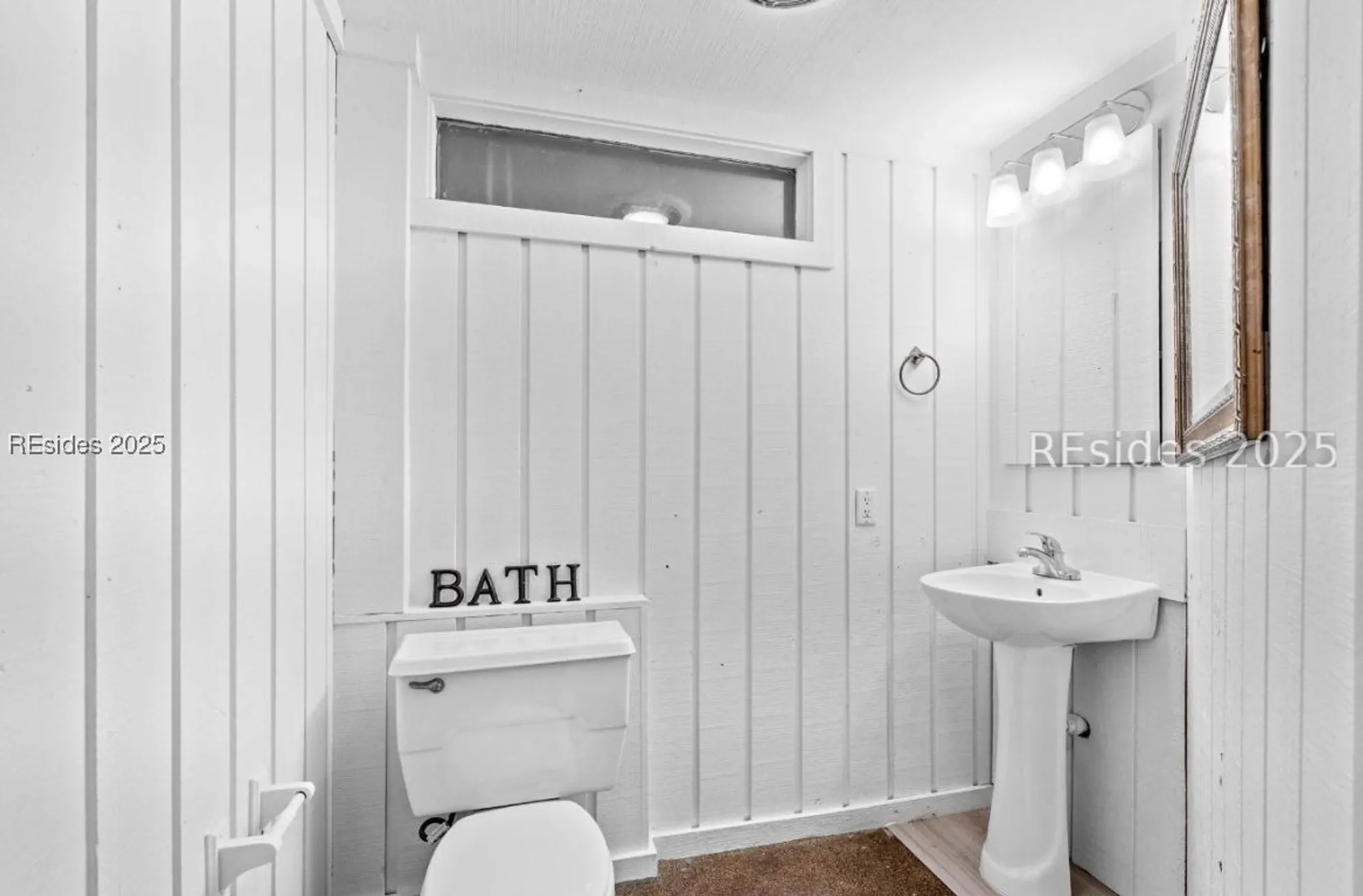 Property Slideshow image 22 of 41 | 4 brown thrasher rd, Hilton Head Island, SC, 29926