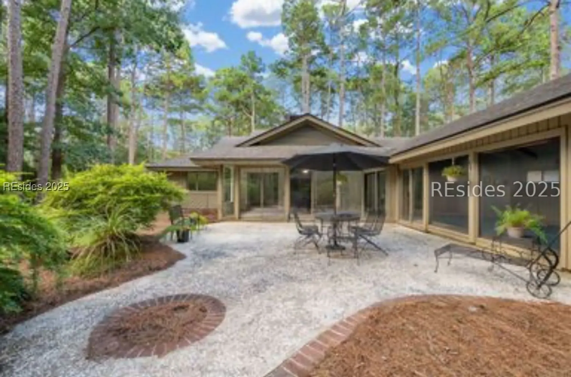 Property Slideshow image 36 of 41 | 4 brown thrasher rd, Hilton Head Island, SC, 29926