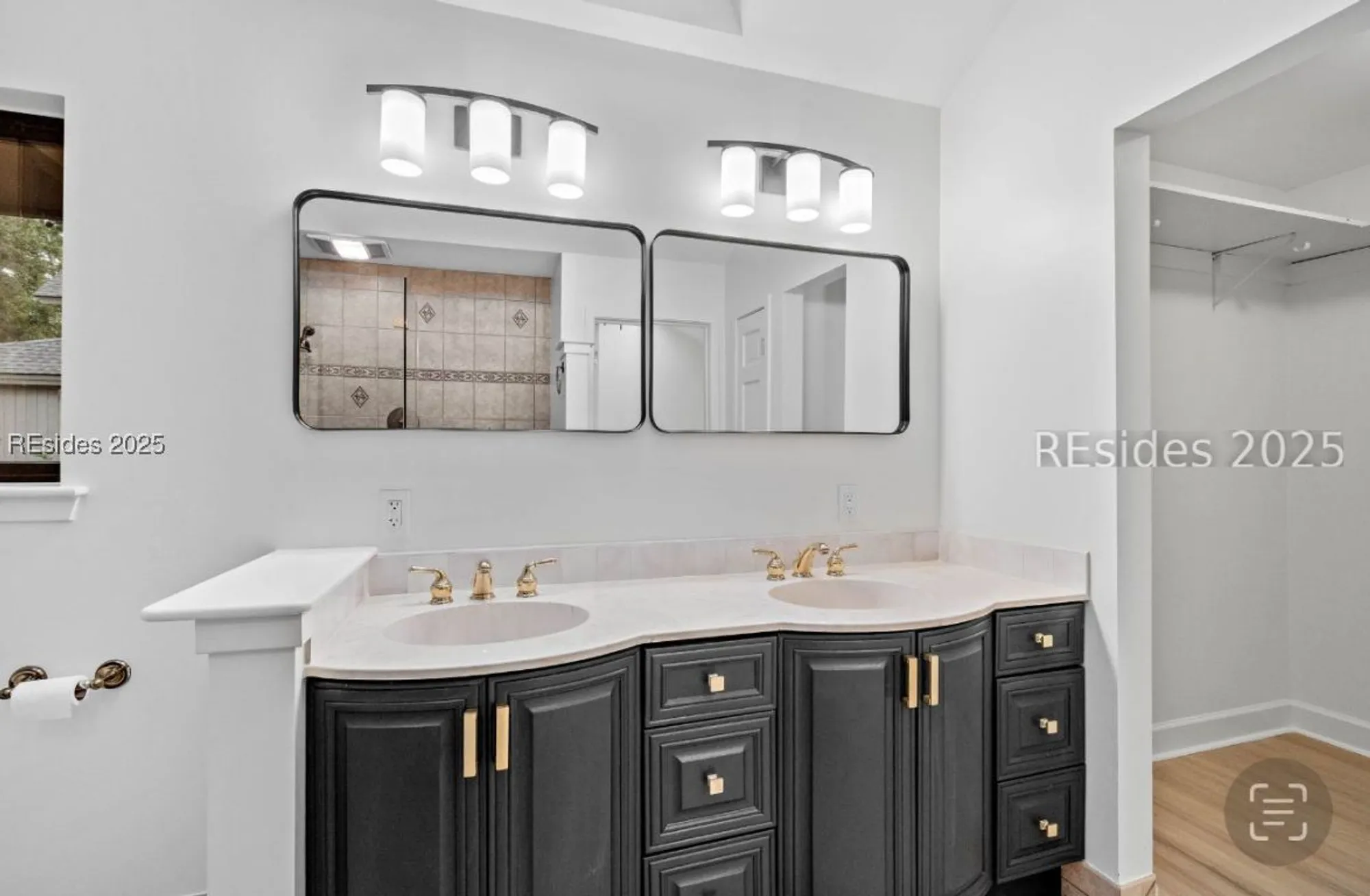 Property Slideshow image 30 of 41 | 4 brown thrasher rd, Hilton Head Island, SC, 29926