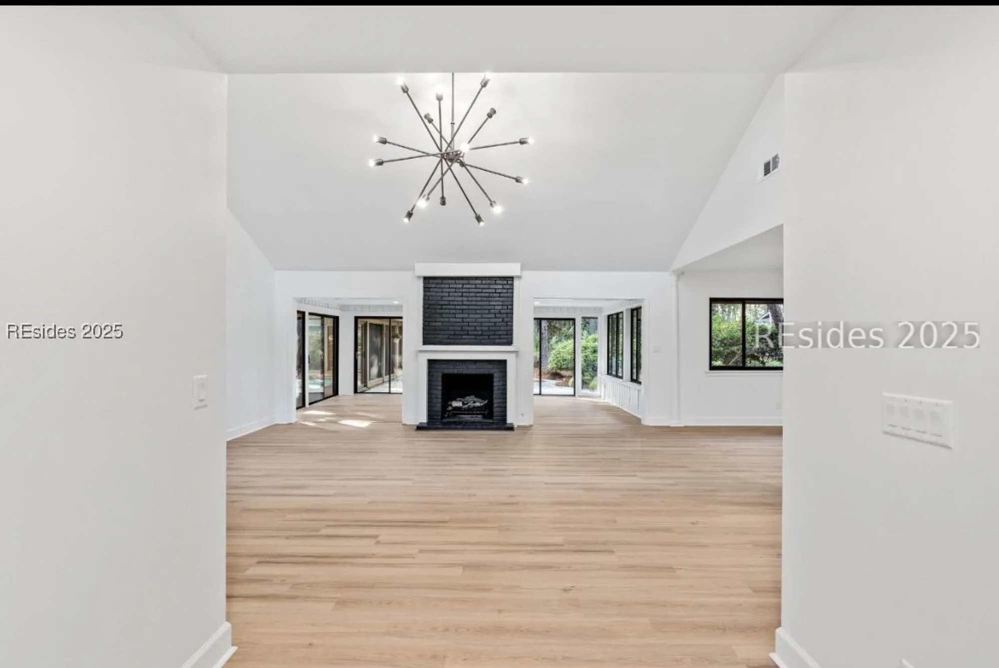 Property Slideshow image 5 of 41 | 4 brown thrasher rd, Hilton Head Island, SC, 29926