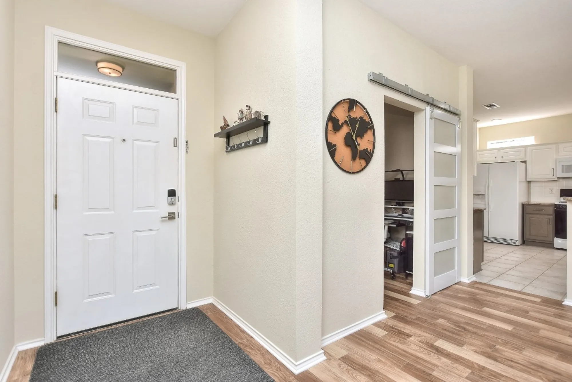 Property Slideshow image 4 of 31 | 116 dandelion dr, Georgetown, TX, 78633