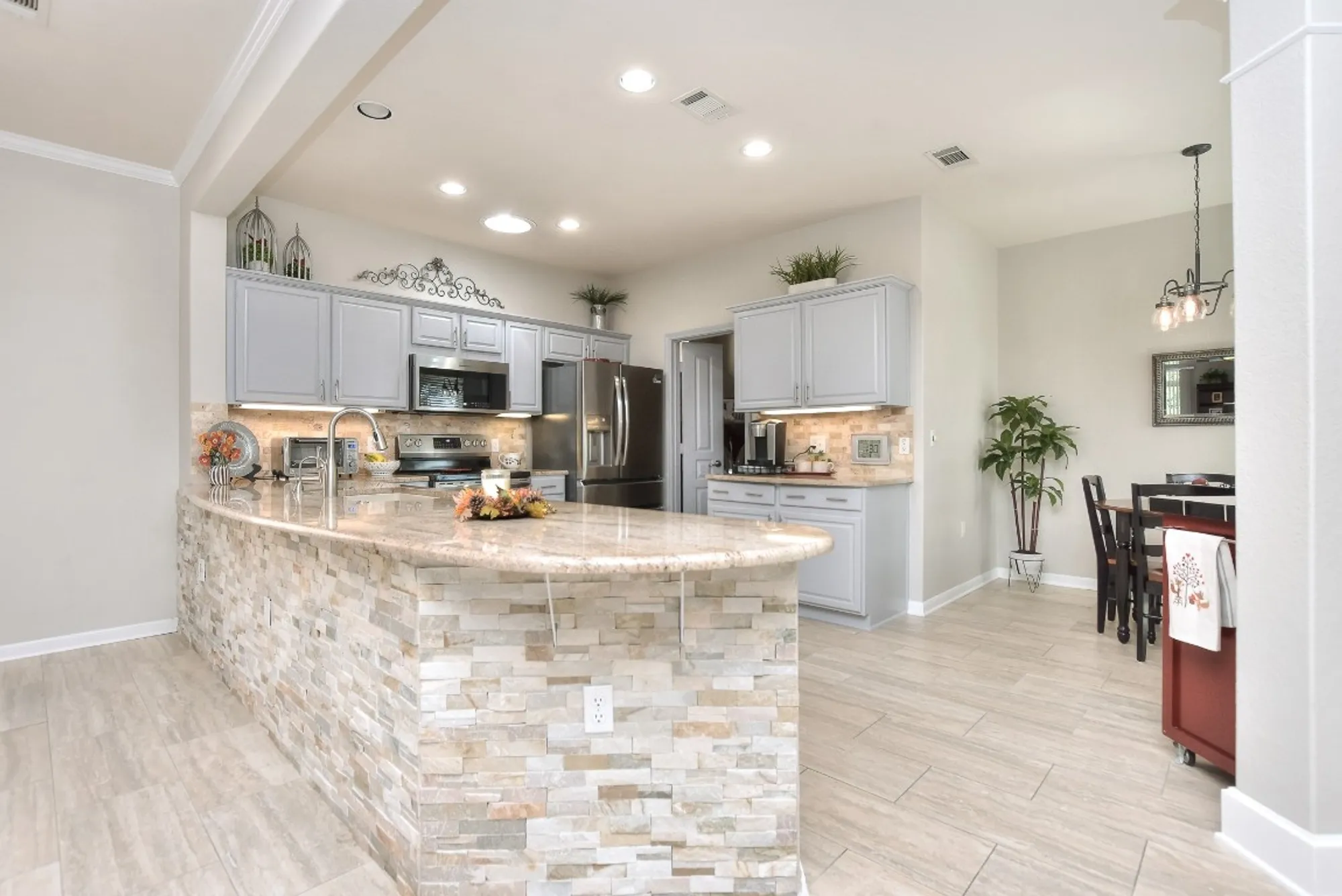 Property Slideshow image 6 of 33 | 322 yukon ter, Georgetown, TX, 78633