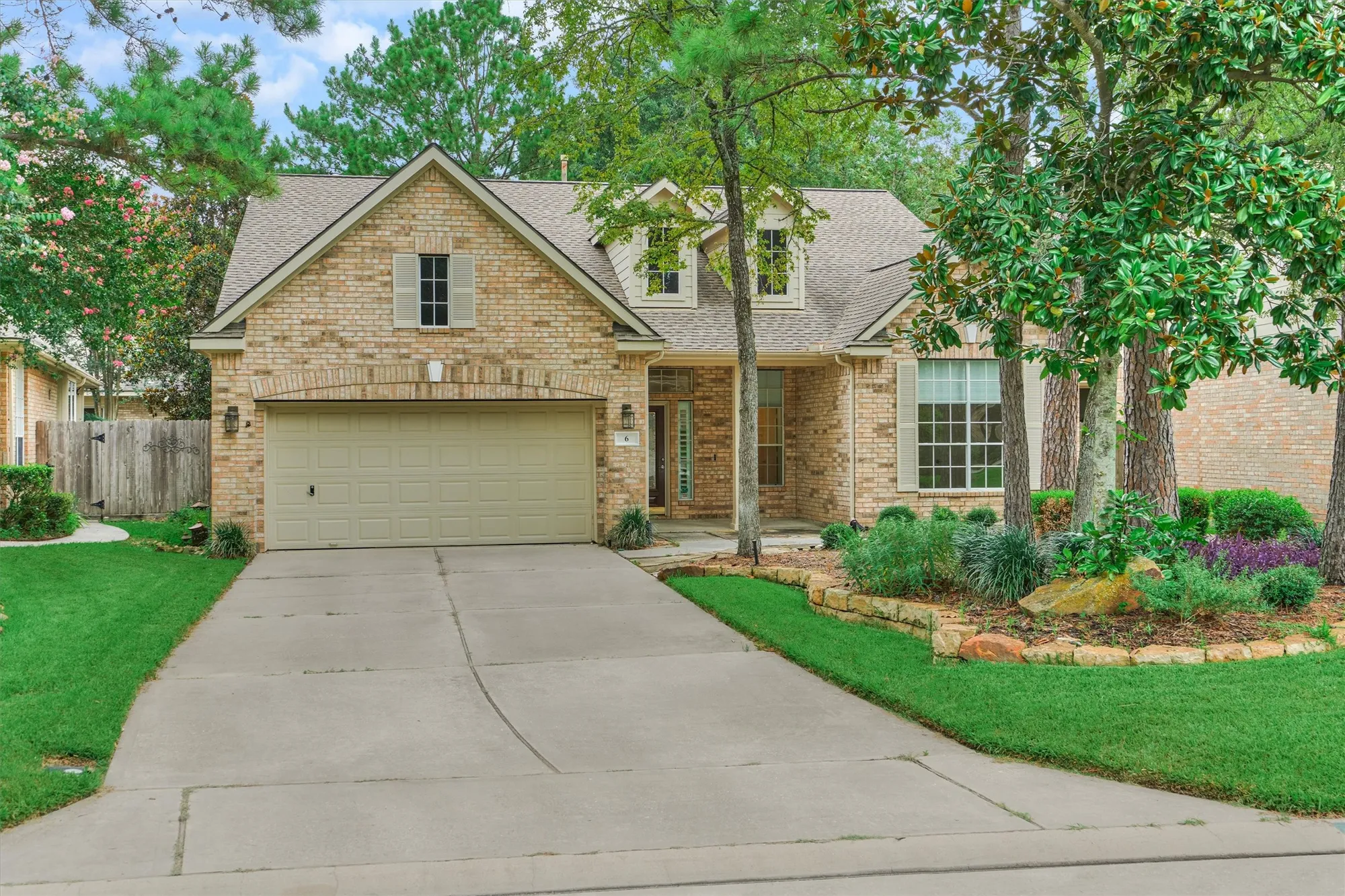 Property Slideshow image 1 of 38 | 6 wrenfield pl, The Woodlands, TX, 77384