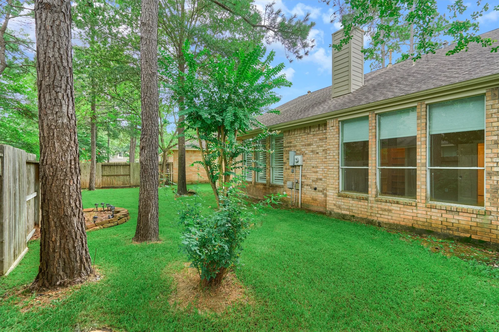 Property Slideshow image 36 of 38 | 6 wrenfield pl, The Woodlands, TX, 77384