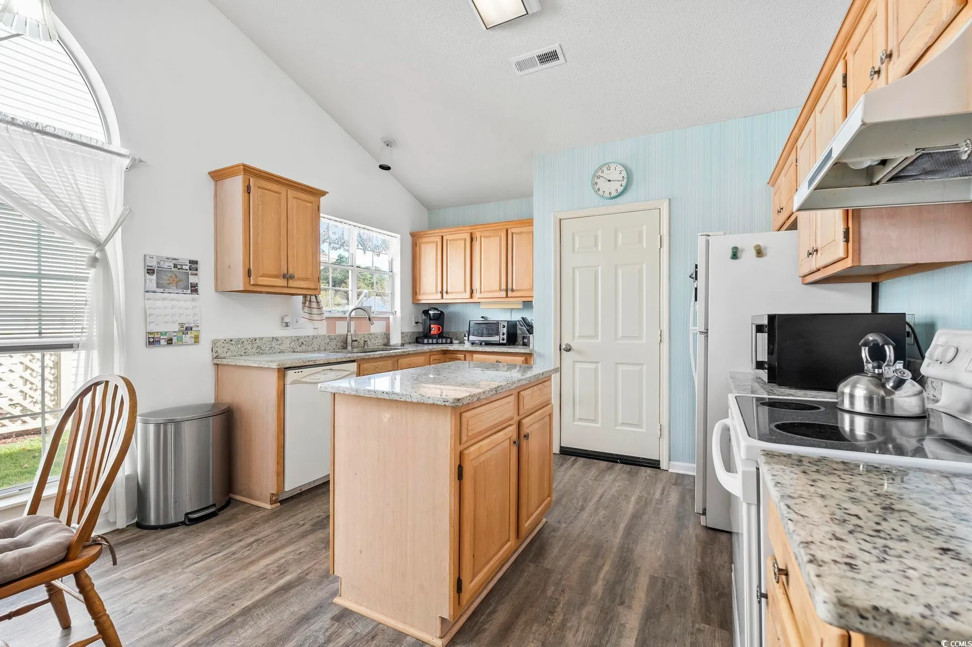 Property Slideshow image 12 of 40 | 1407 snowy egret dr, Murrells Inlet, SC, 29576