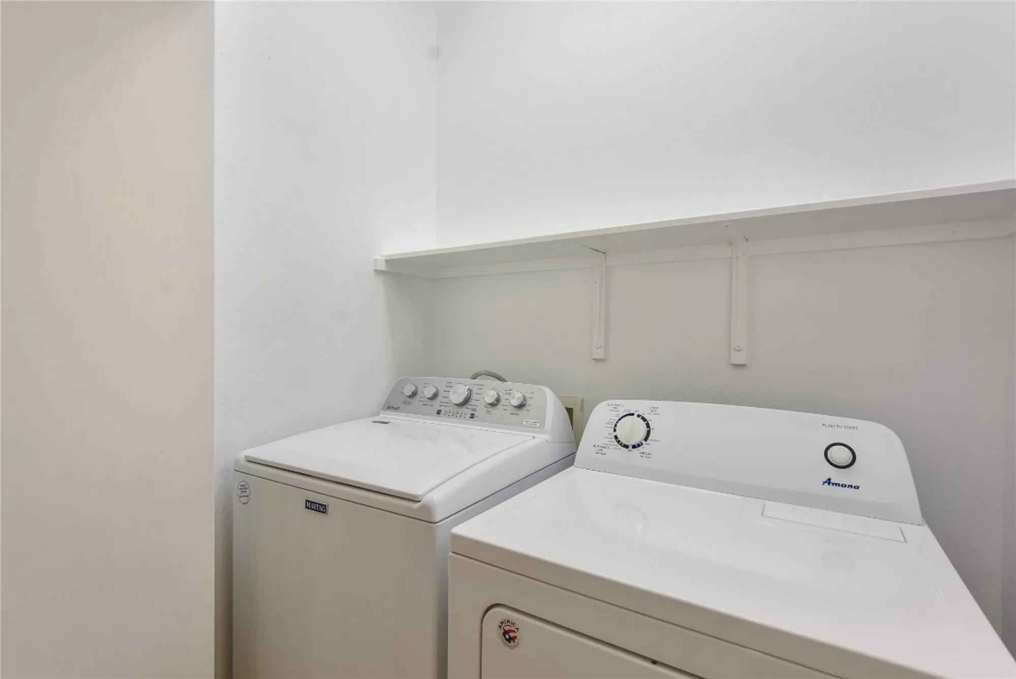 Property Slideshow image 16 of 40 | 112 anemone way, Georgetown, TX, 78633