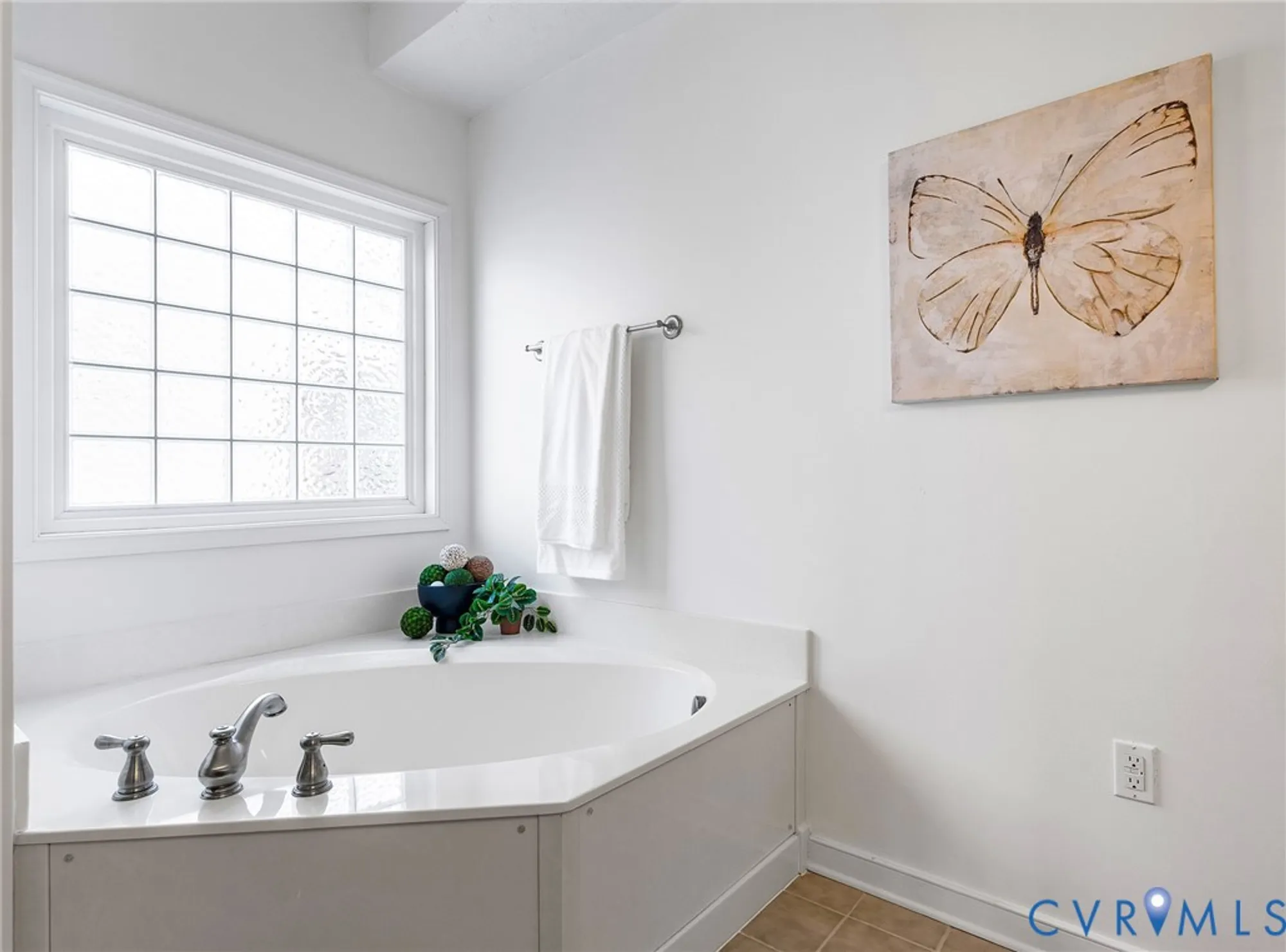 Property Slideshow image 24 of 36 | 7420 settlers ridge ct, Henrico, VA, 23231