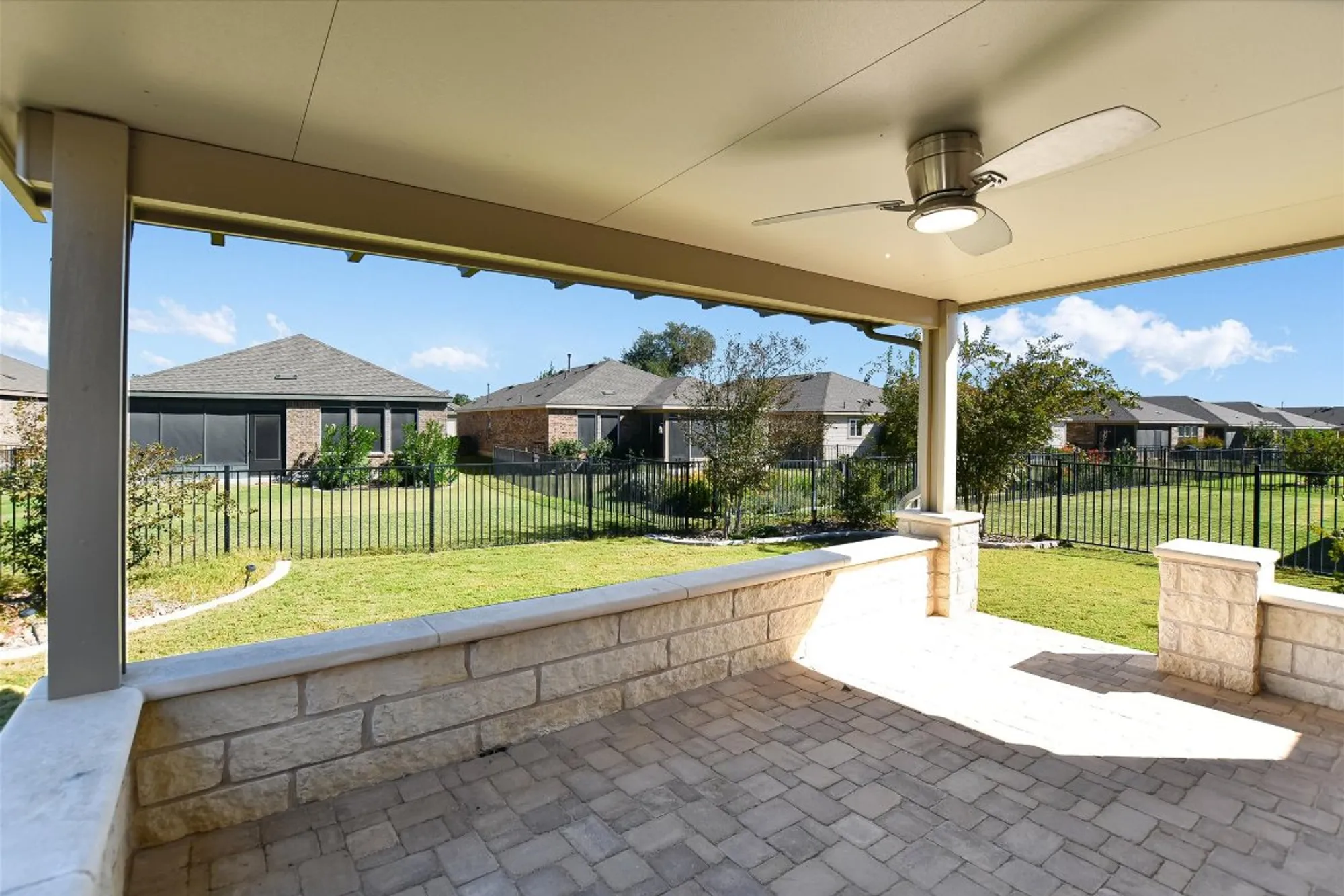 Property Slideshow image 26 of 28 | 215 comal ln, Georgetown, TX, 78633