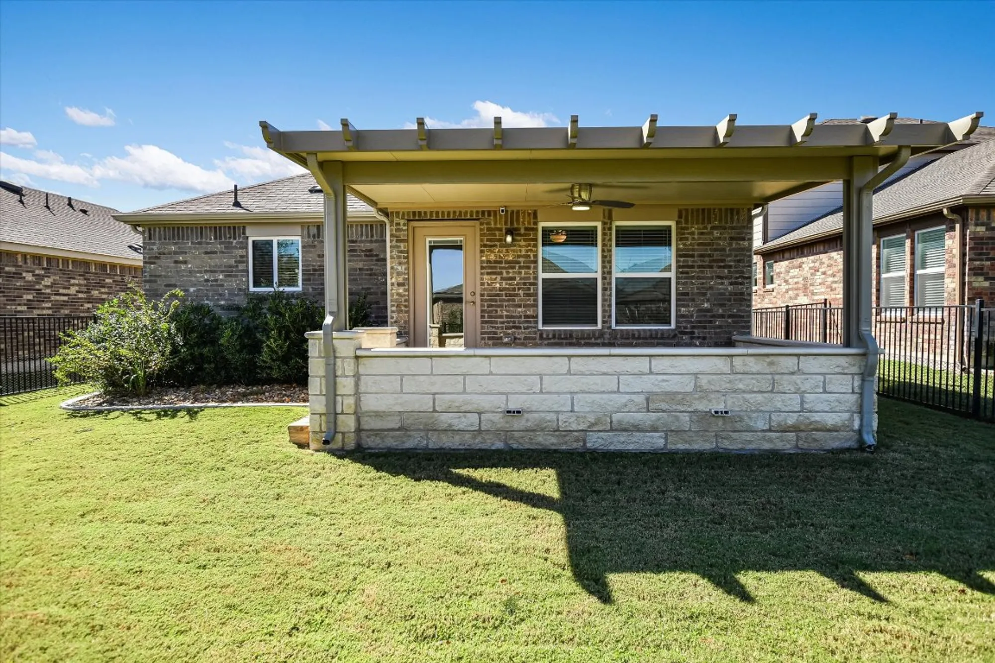 Property Slideshow image 27 of 28 | 215 comal ln, Georgetown, TX, 78633