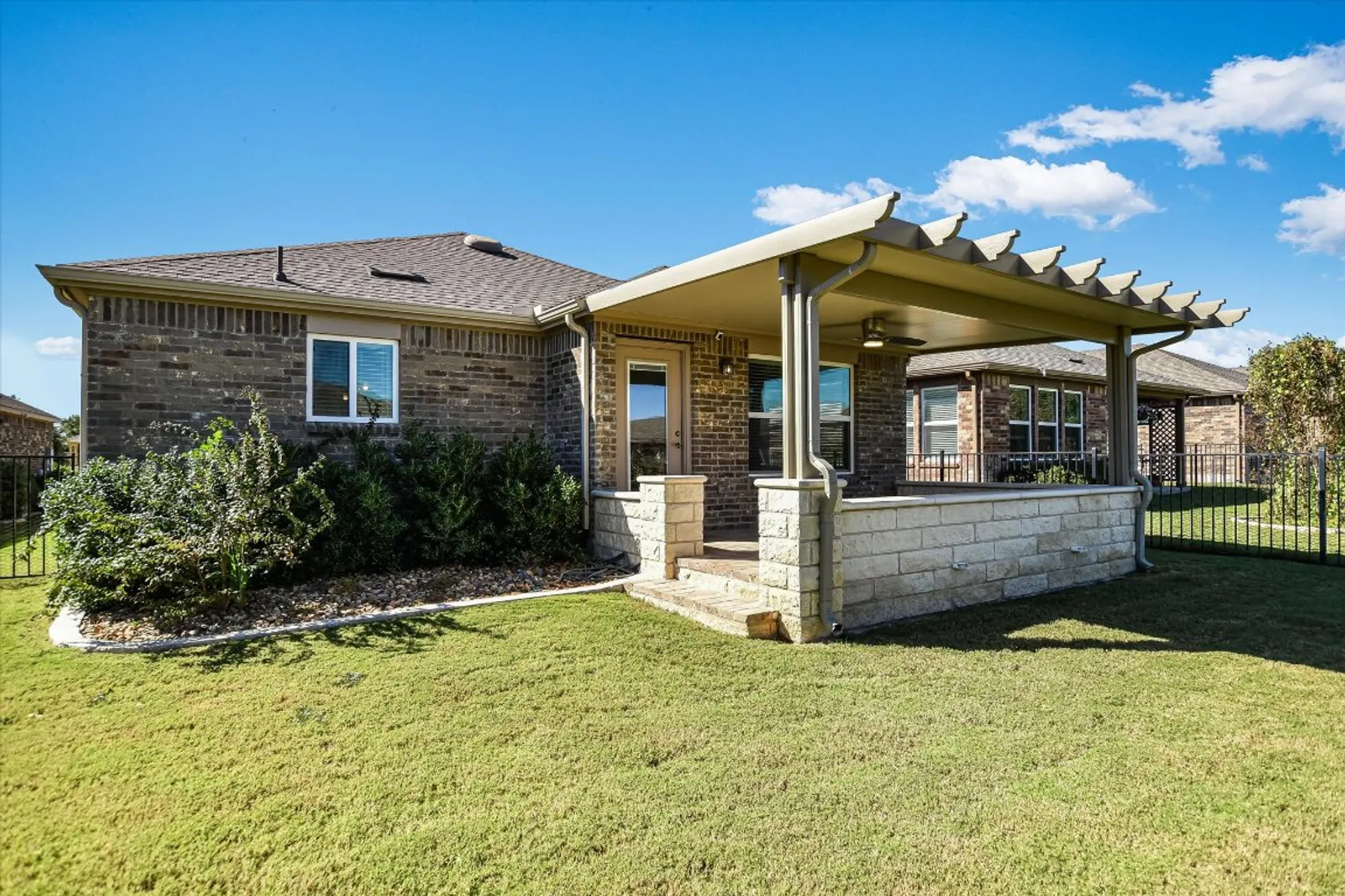 Property Slideshow image 28 of 28 | 215 comal ln, Georgetown, TX, 78633