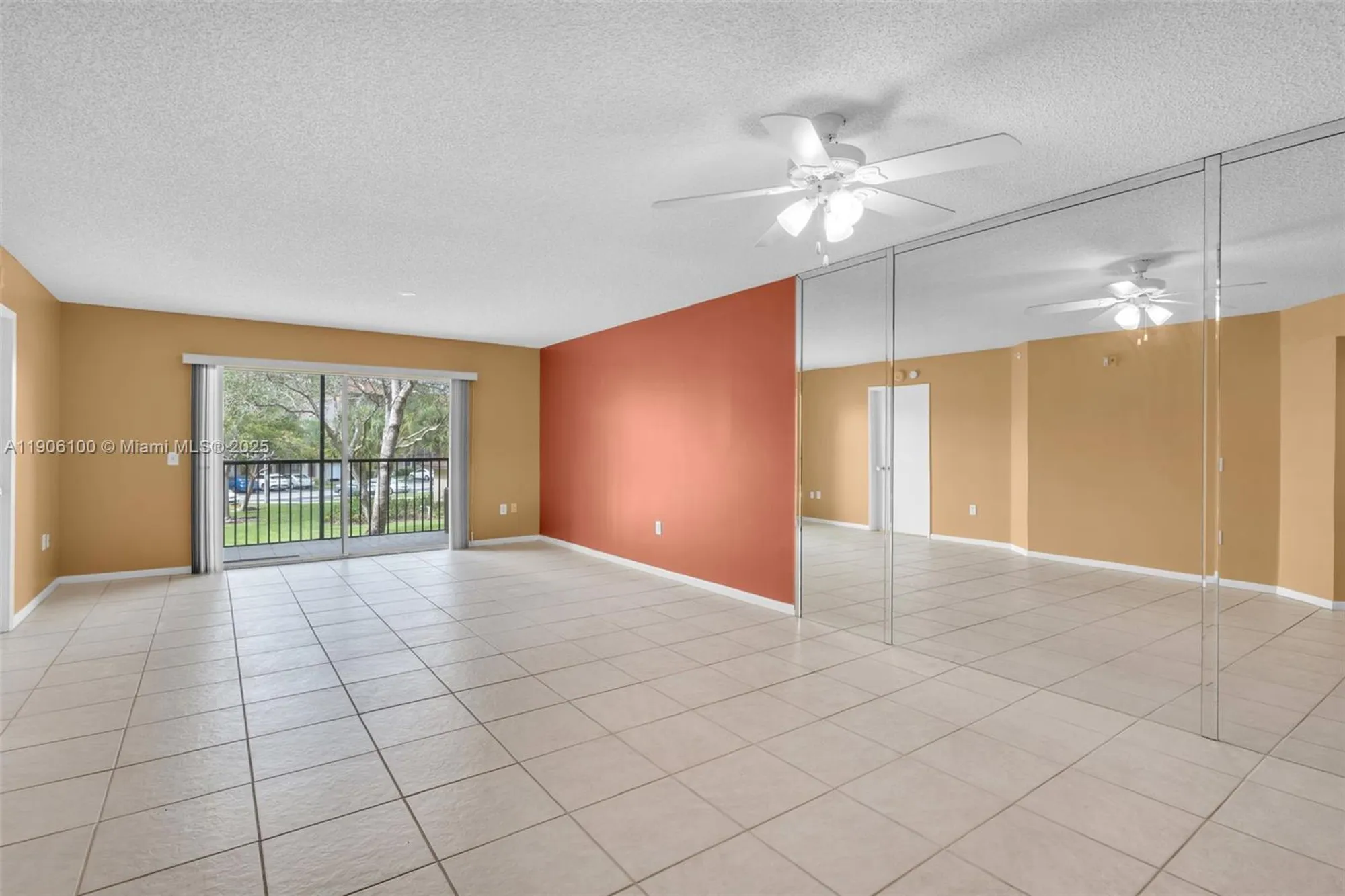 Property Slideshow image 4 of 18 | 550 sw 137th ave apt 208l, Pembroke Pines, FL, 33027